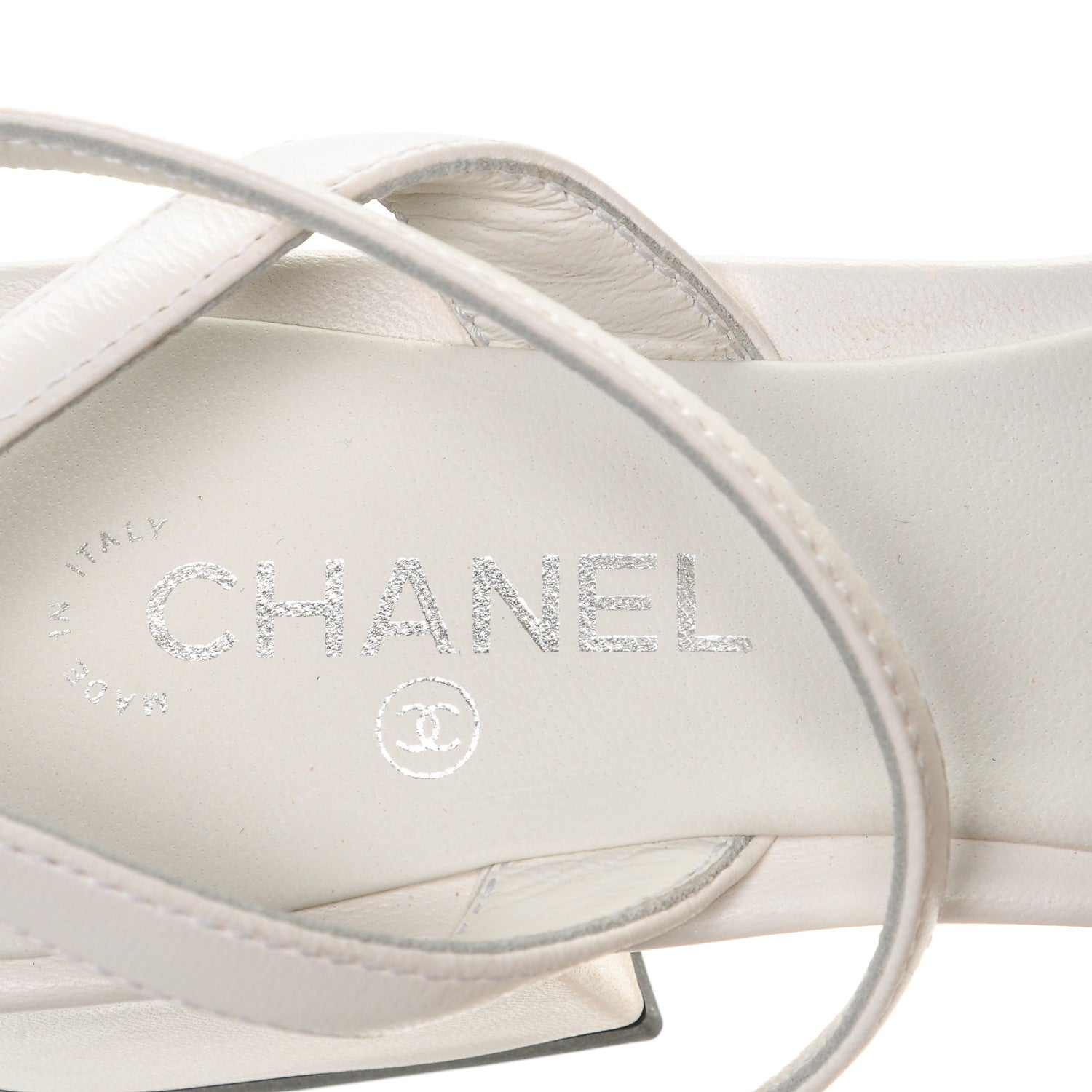 Chanel Lambskin Cap Toe CC Slingback Sandals 35.5 White Black 7 of 8