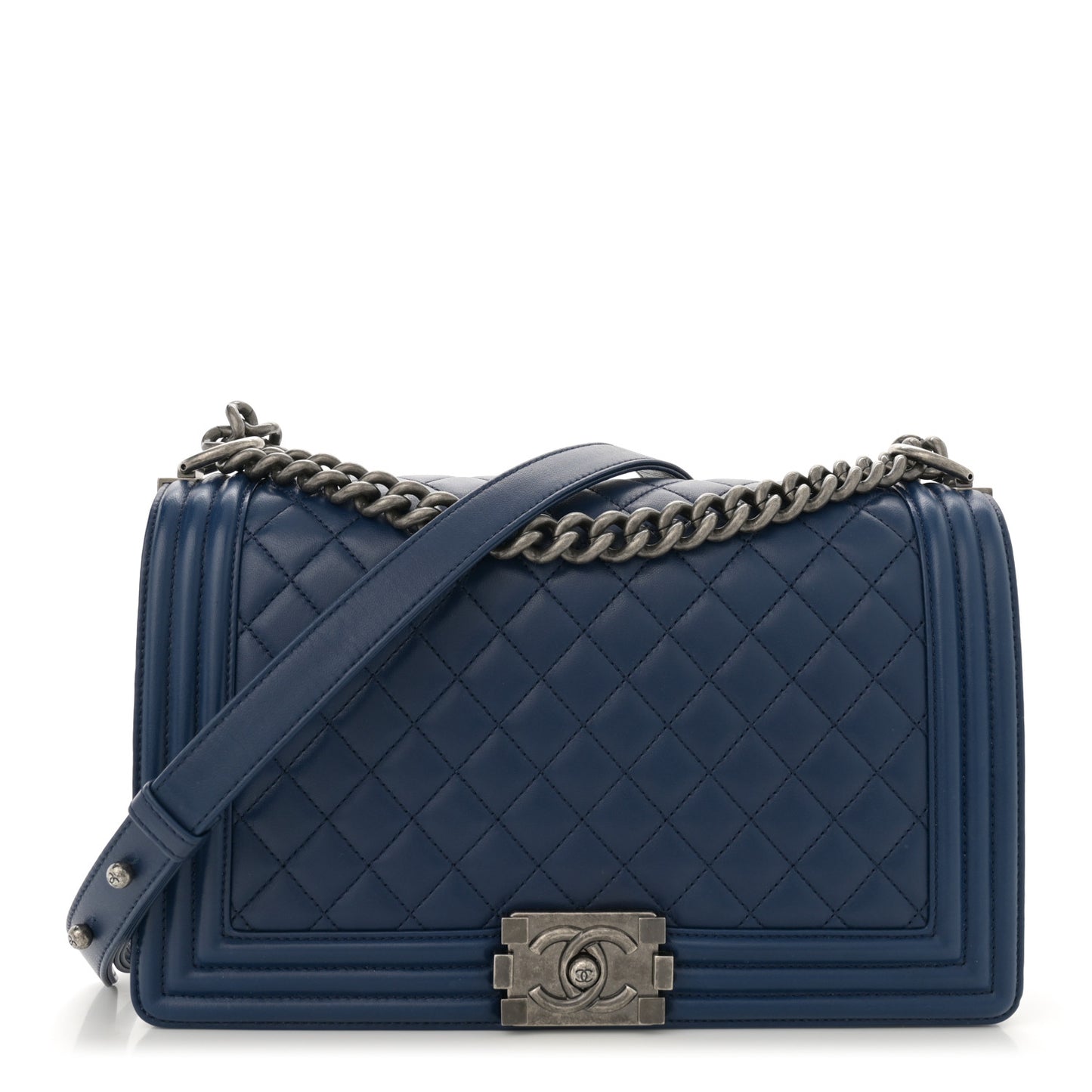 Lambskin Quilted New Medium Boy Flap Navy