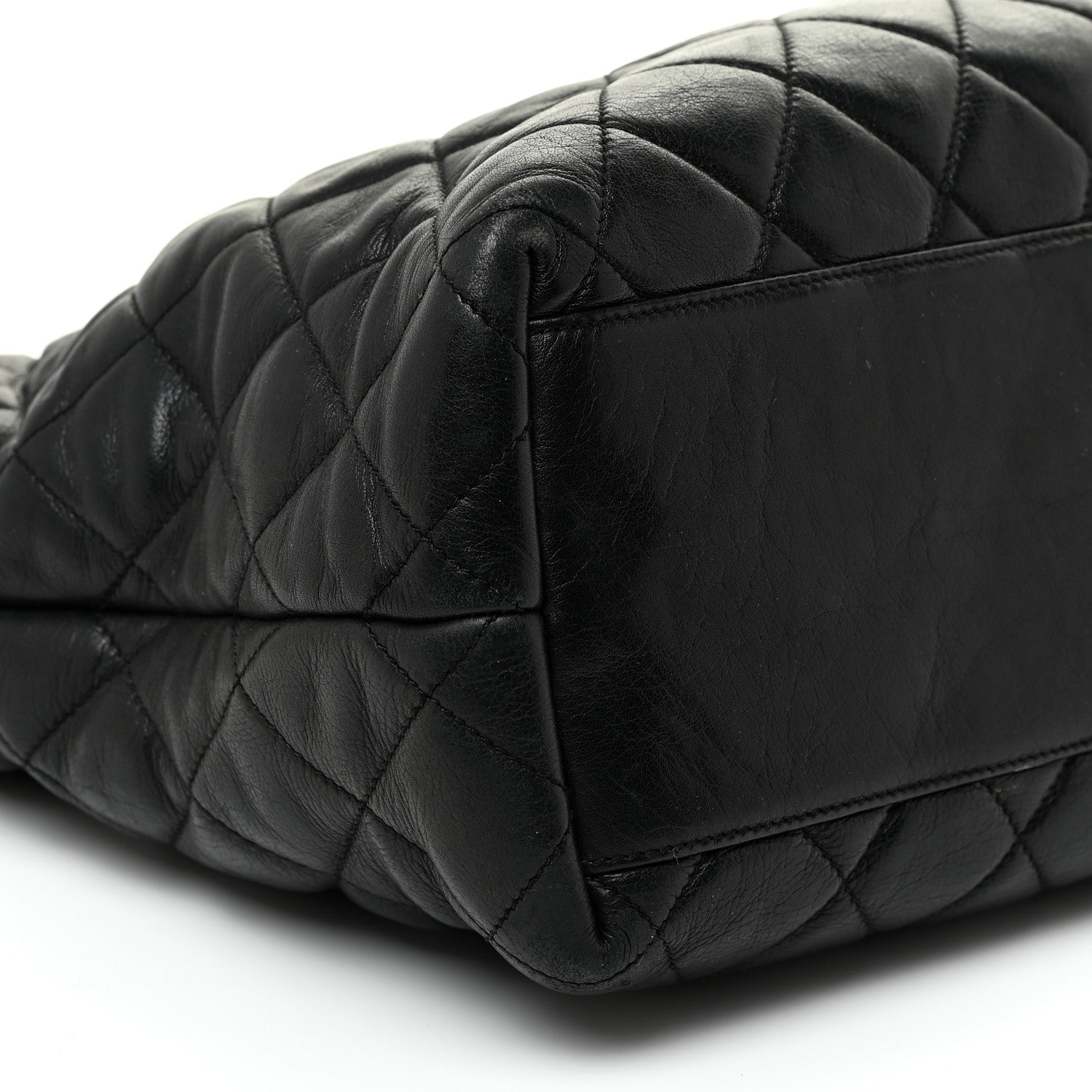 Chanel Lambskin Quilted Tote Black 8 of 30