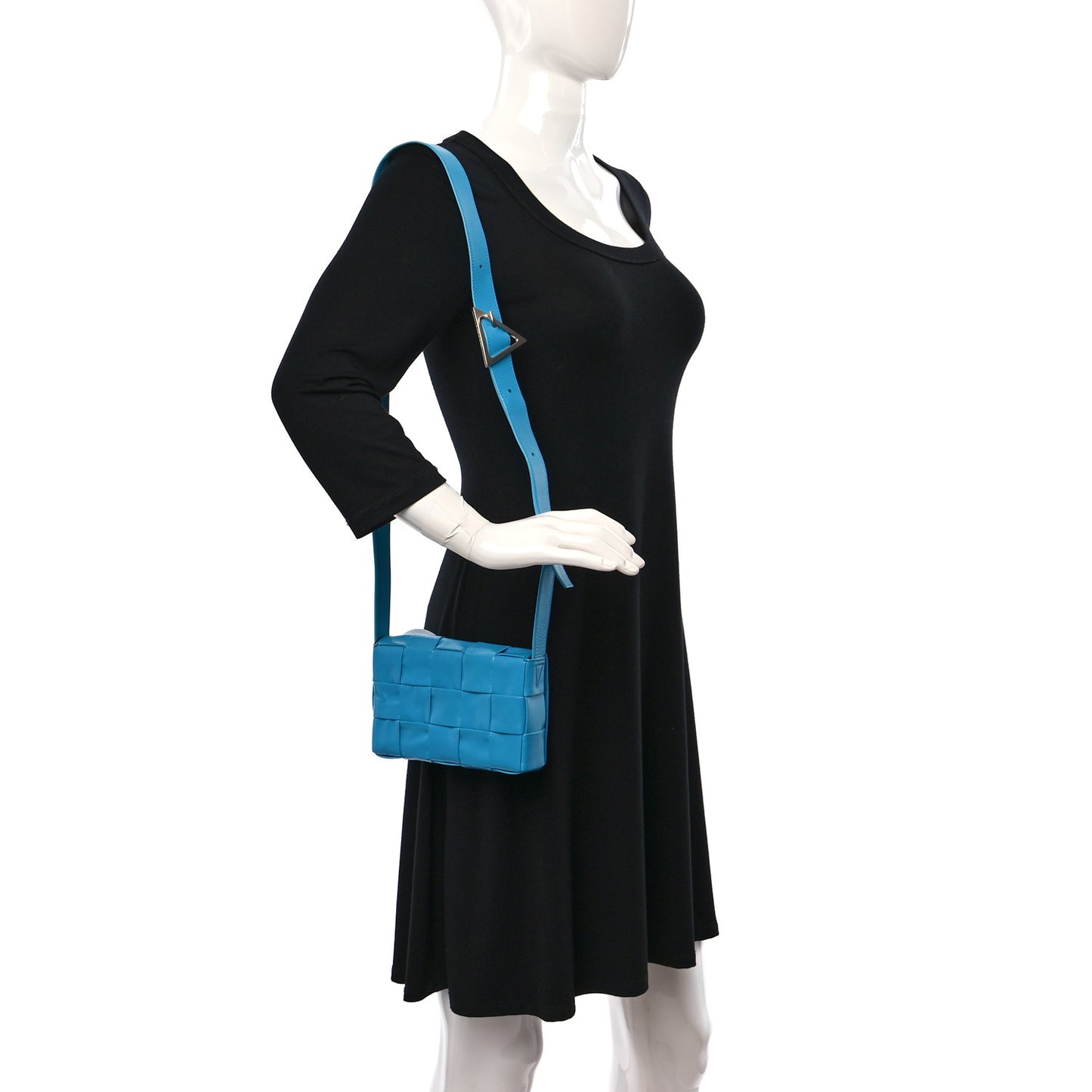 Paper Calfskin Maxi Intreccio Cassette Crossbody Bag Pool