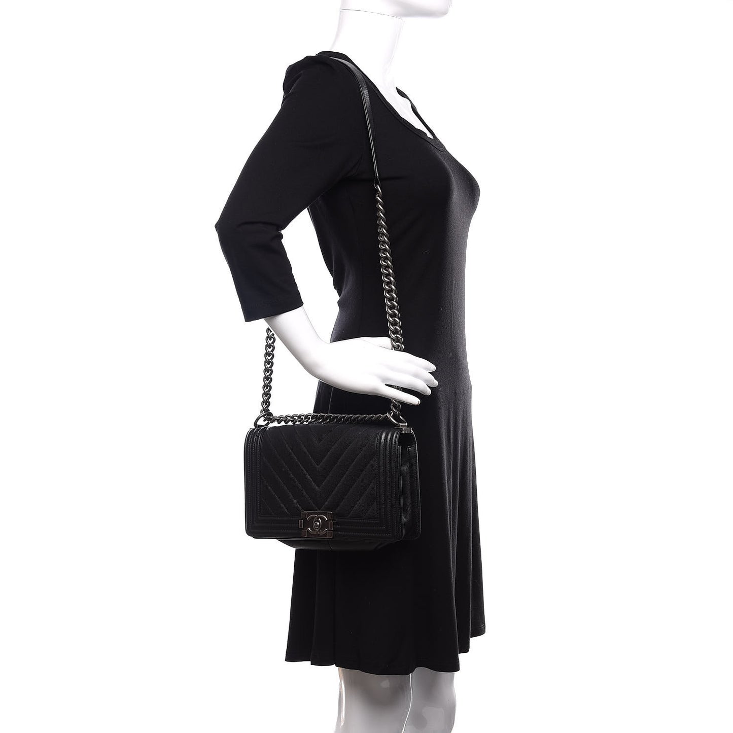 Caviar Chevron Quilted Medium Boy Flap Black