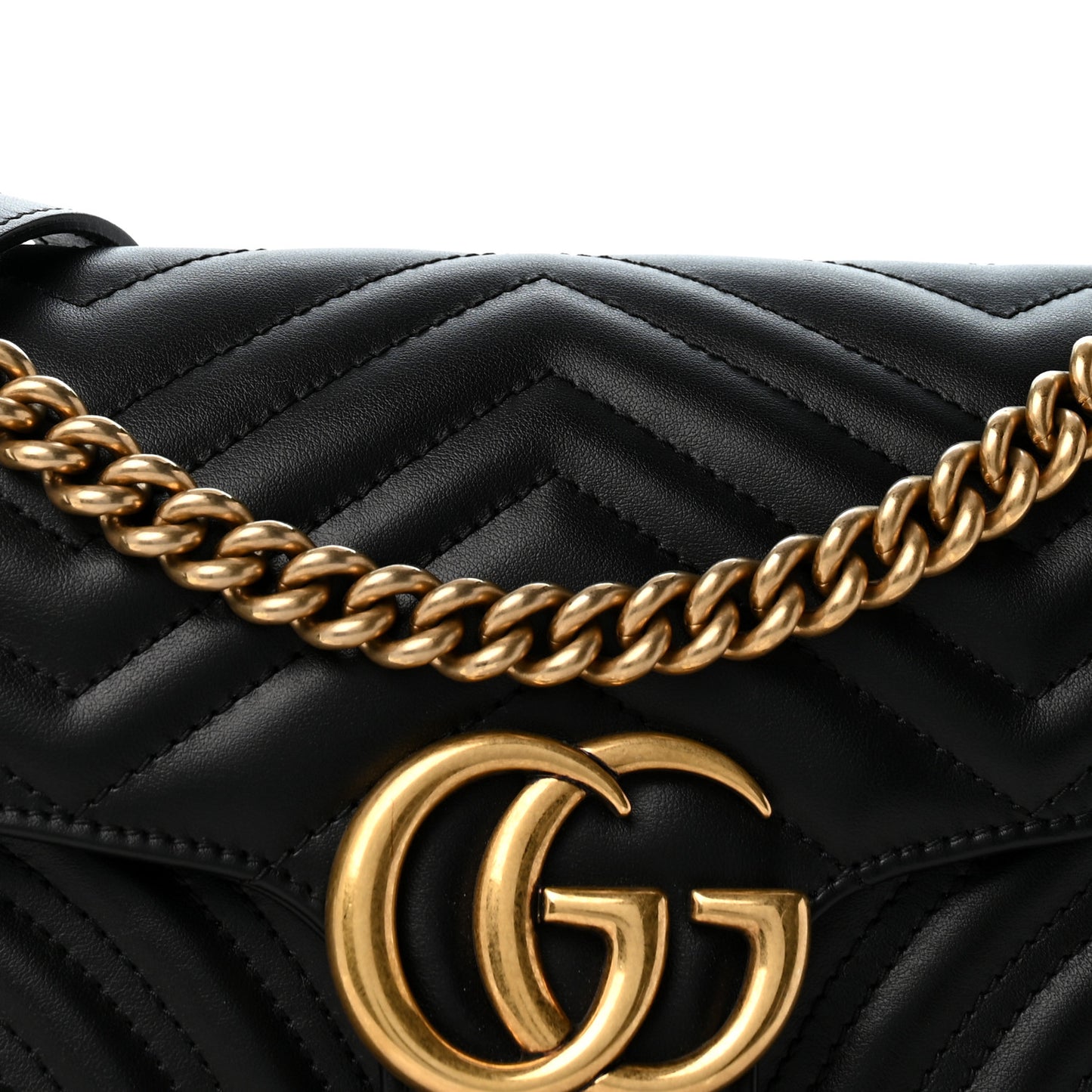 Calfskin Matelasse Medium GG Marmont Shoulder Bag Black