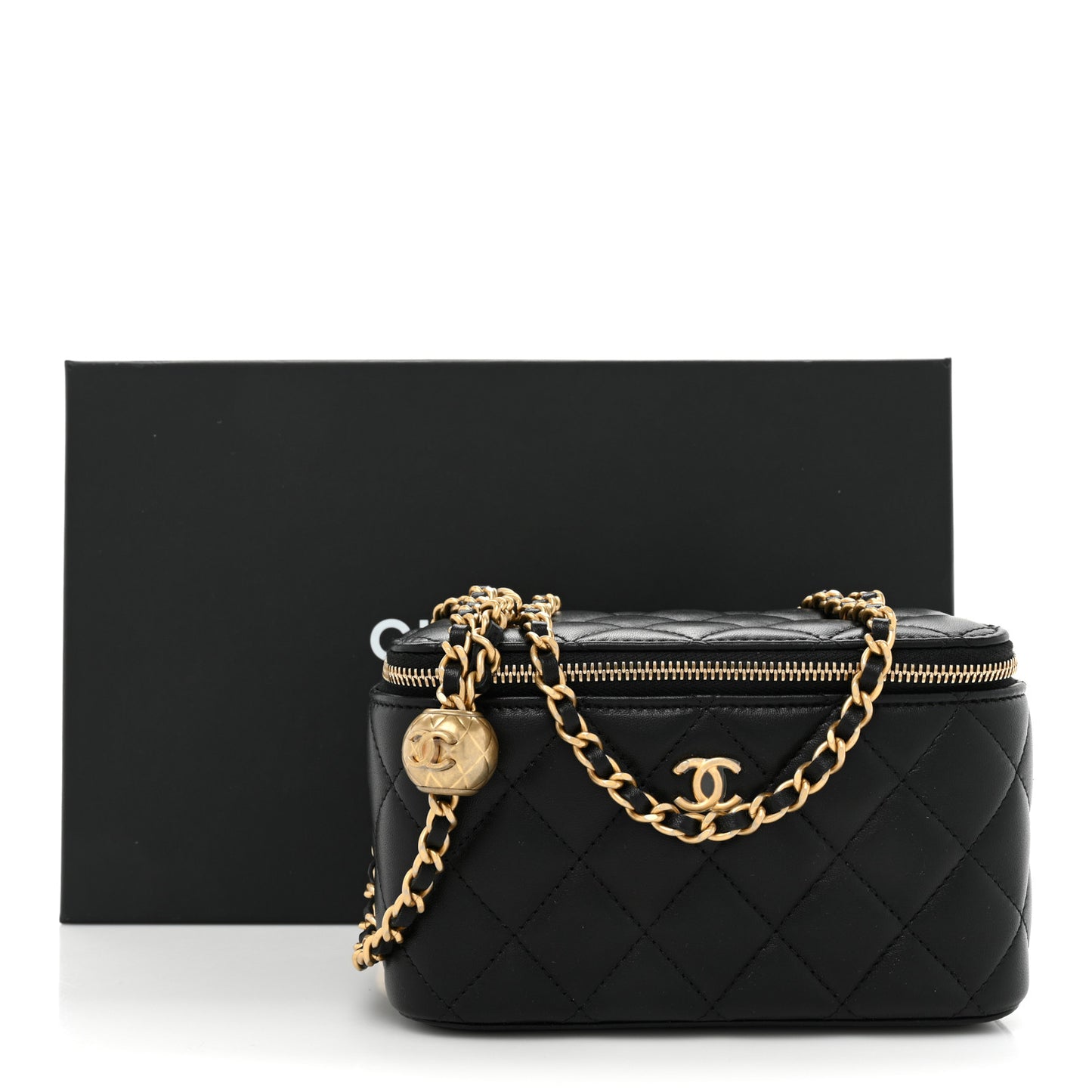 Lambskin Quilted Small Pearl Crush Vanity Case With Chain Black