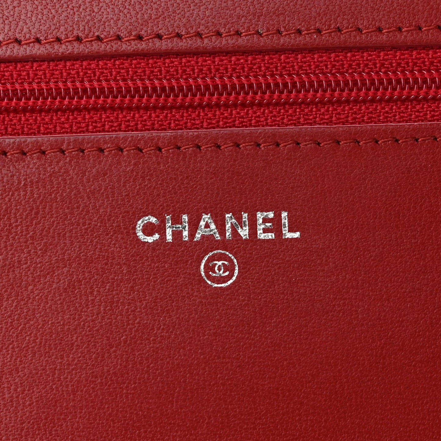 Lambskin Quilted Wallet On Chain WOC Red