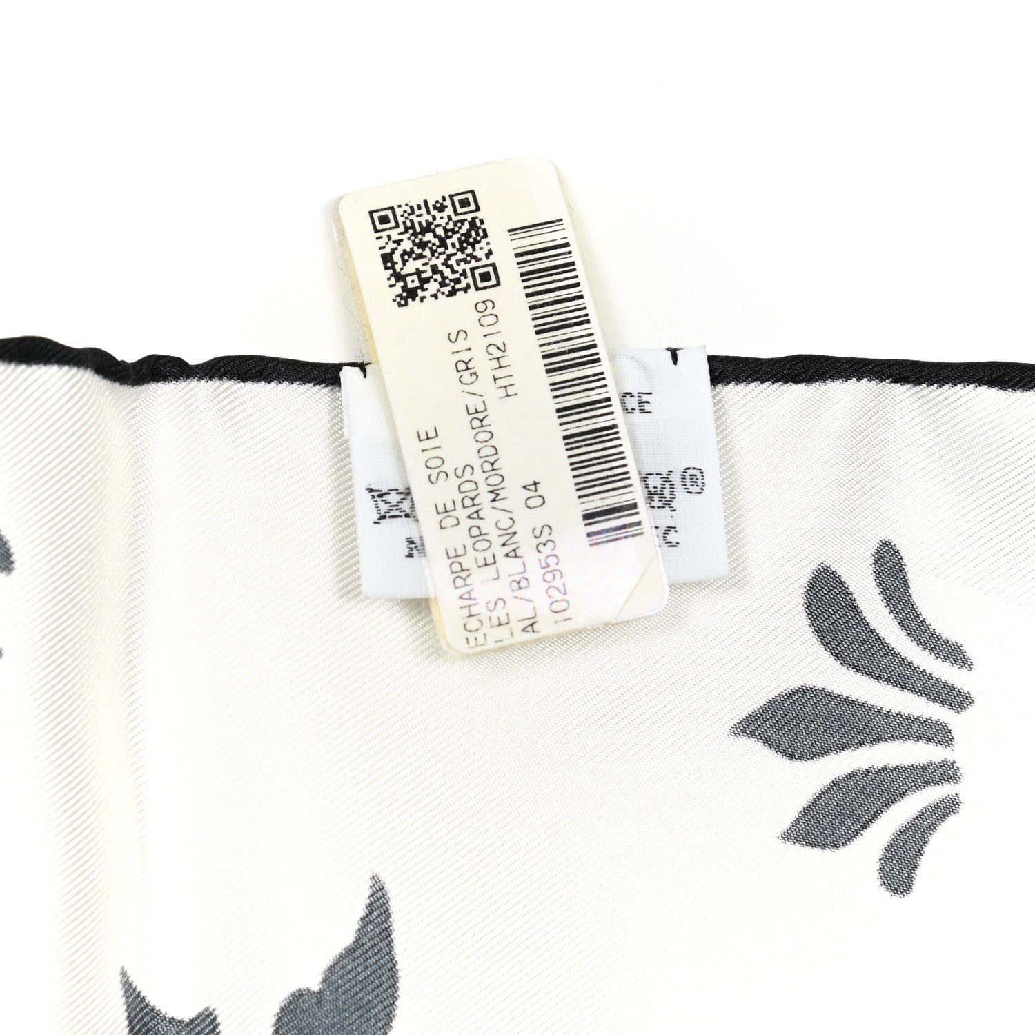 Hermes Silk Les Leopards Muffler White Modore Gris 5 of 5