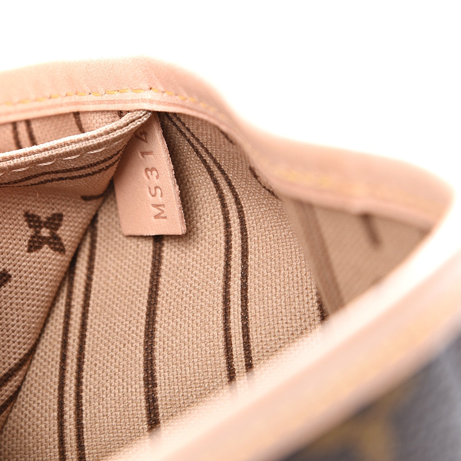 Louis Vuitton Monogram Neverfull MM 6 of 9