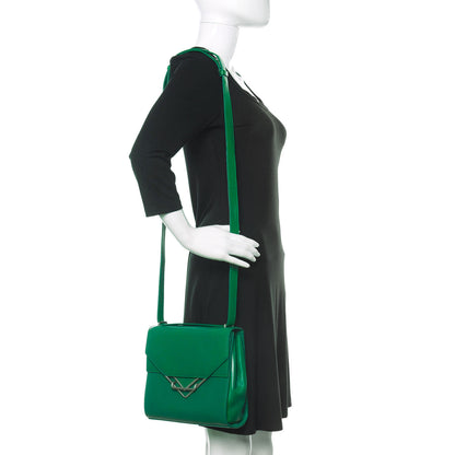 Bottega Veneta Box Calfskin Nappa Clip Bag Racing Green 2 of 12
