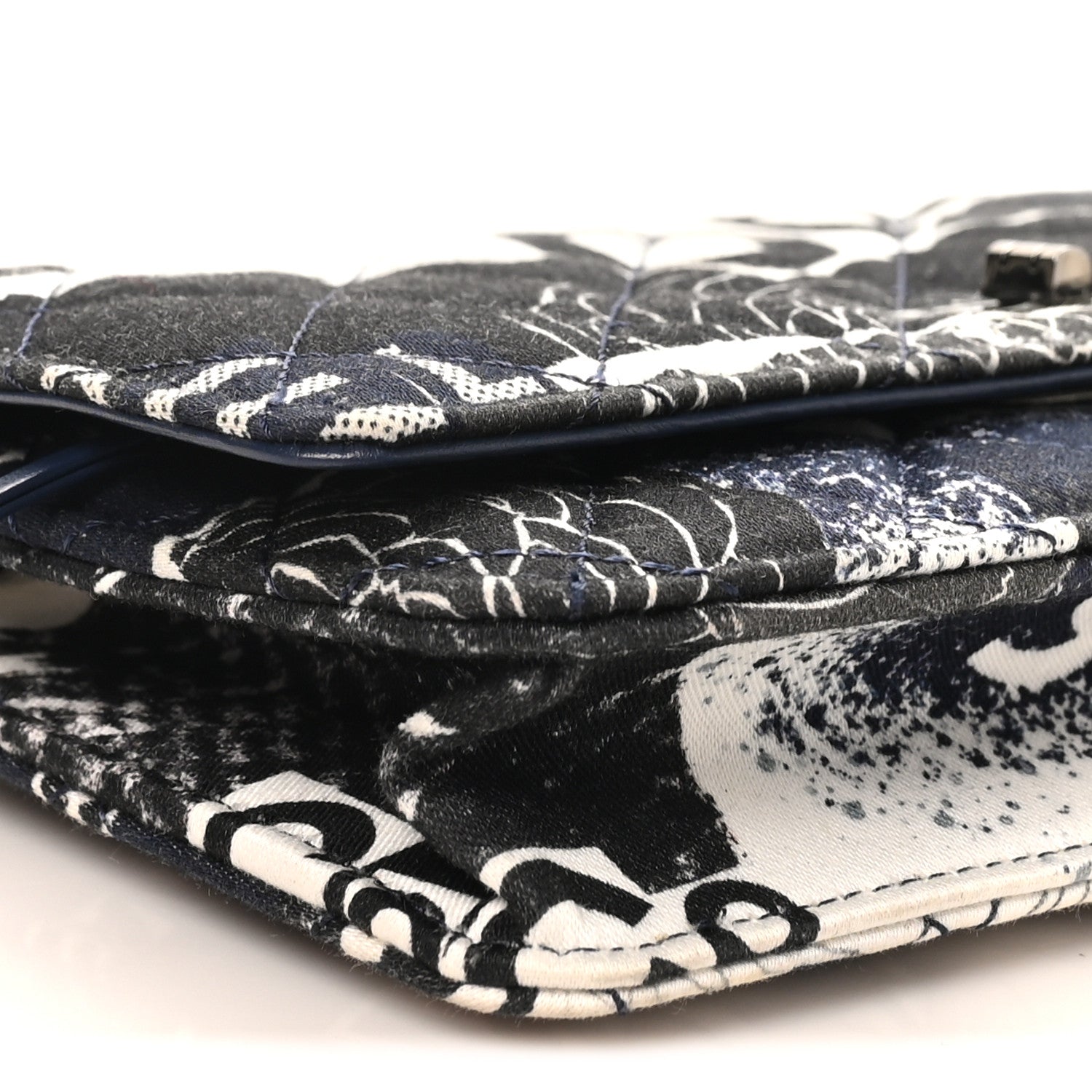 Chanel Canvas Printed Quilted 2.55 Reissue Wallet On Chain WOC White Black Navy Blue 8 of 9