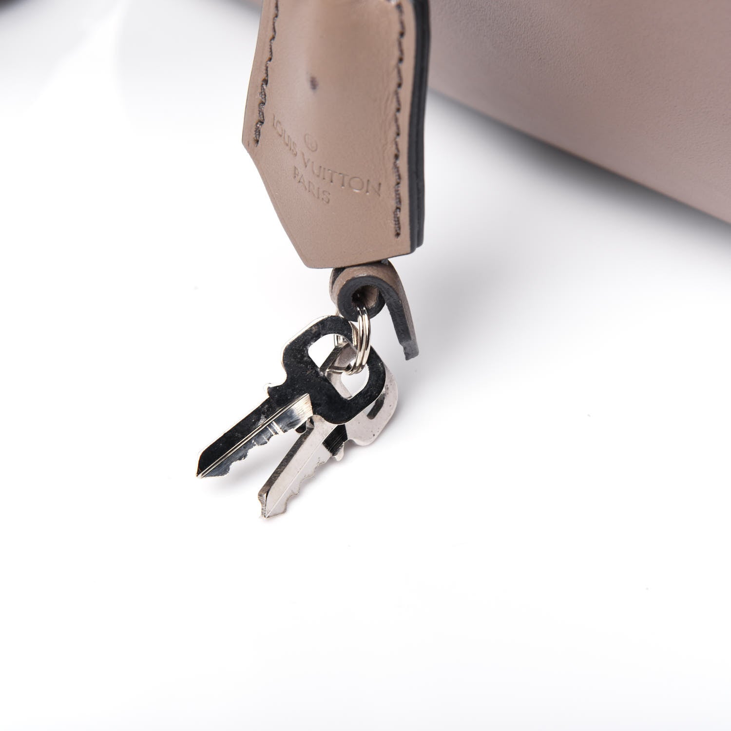 Louis Vuitton Nomade Grand Damier Neo Greenwich Taupe 14 of 18