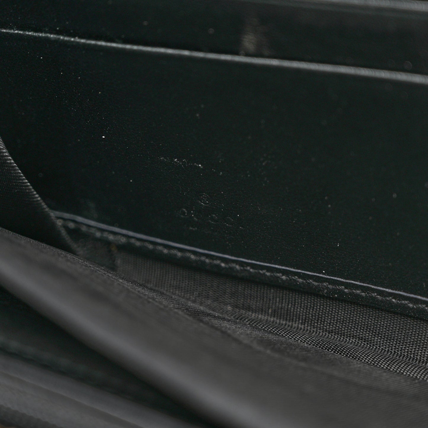 Calfskin Matelasse GG Marmont Zip Around Wallet Black