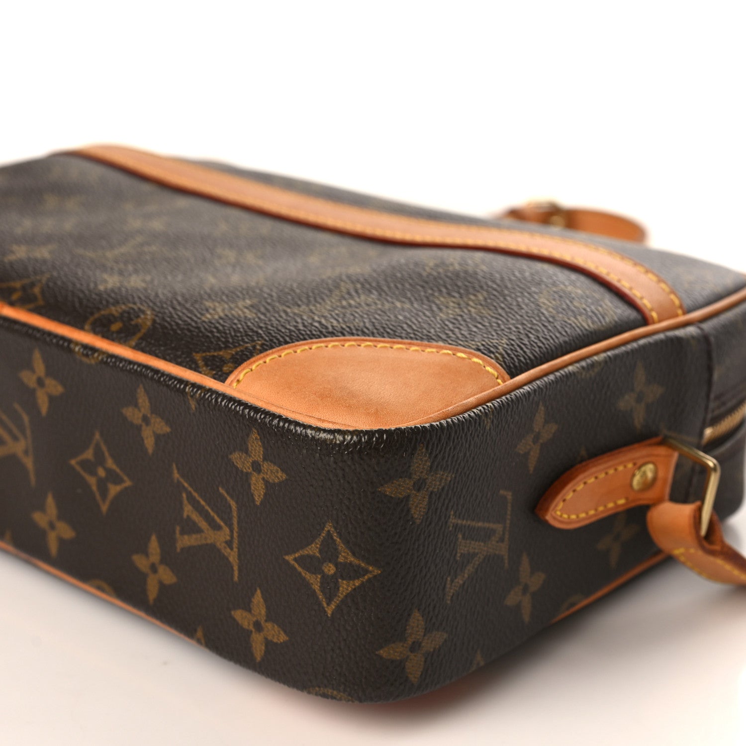 Louis Vuitton Monogram Trocadero 27 8 of 8