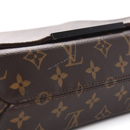 Louis Vuitton Monogram Beaubourg MM Messenger Bag 10 of 10