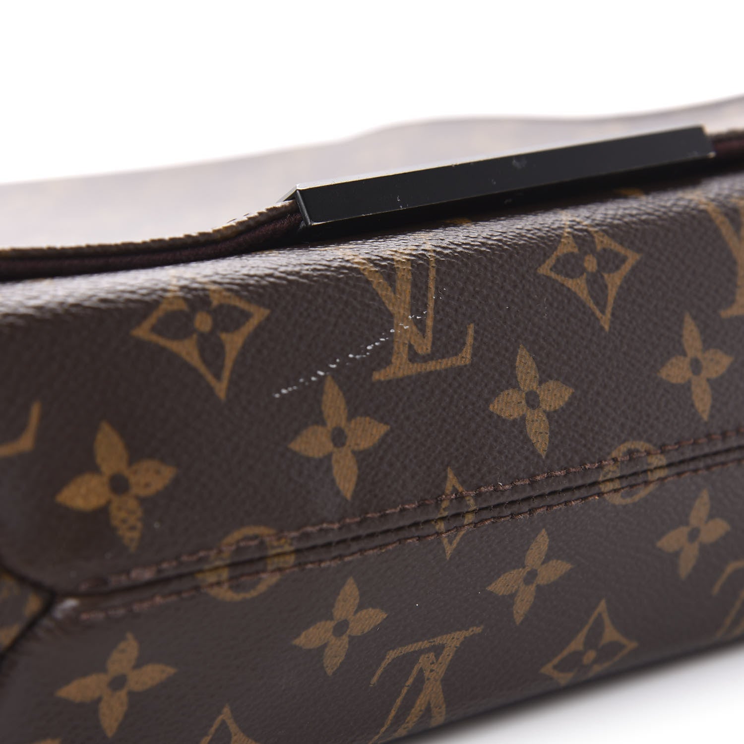 Louis Vuitton Monogram Beaubourg MM Messenger Bag 10 of 10