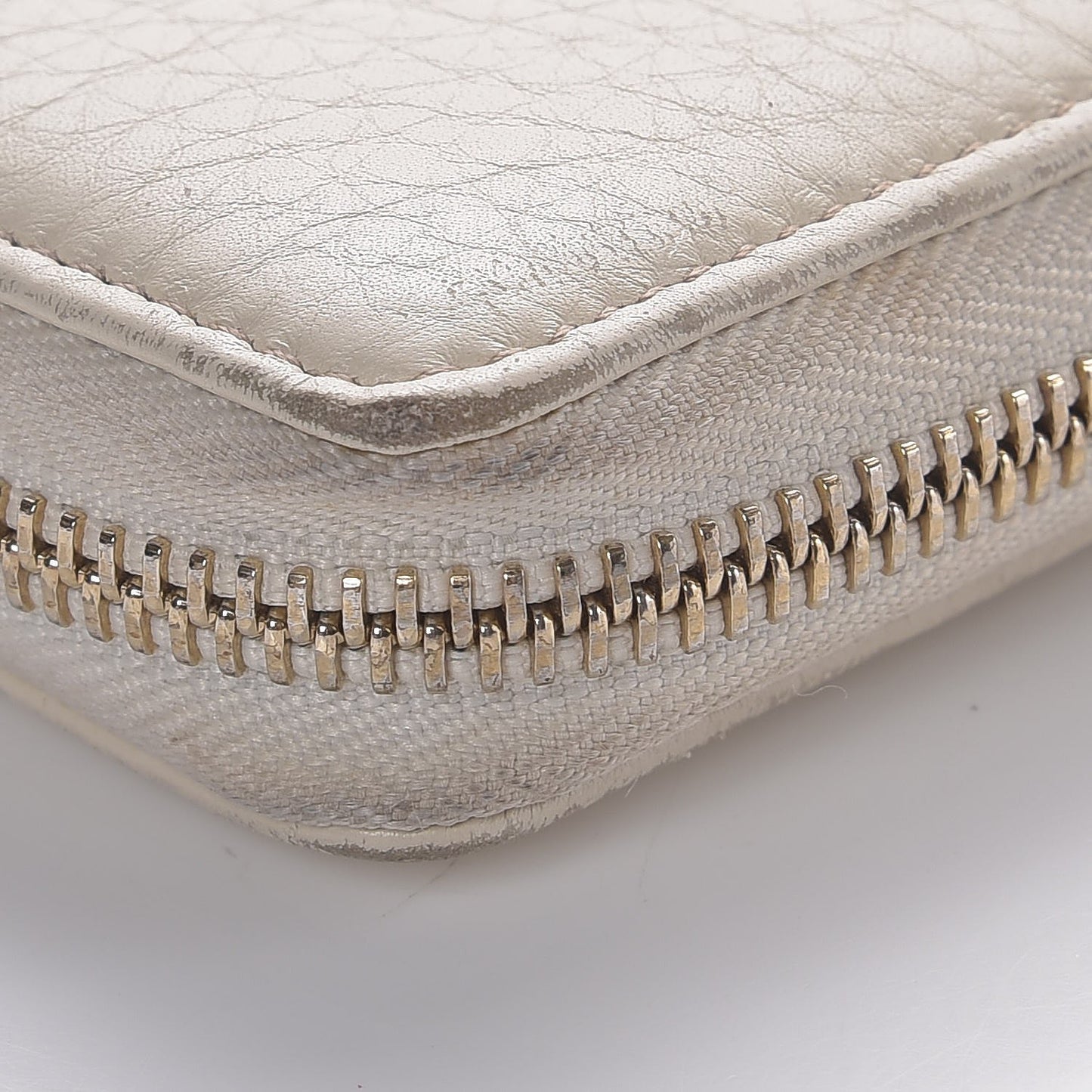 Pebbled Calfskin Soho Zip Around Wallet Off White