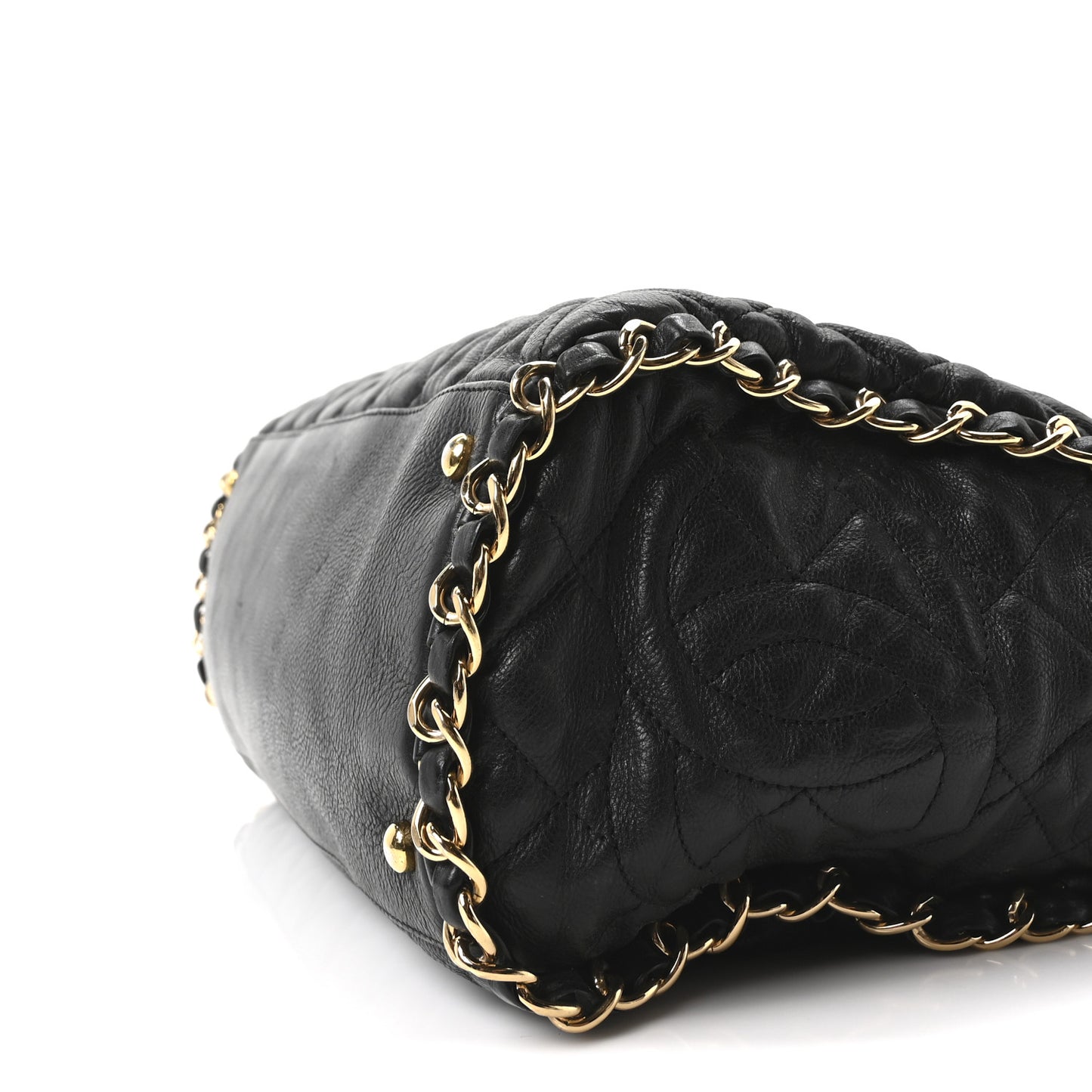 Calfskin Quilted Large Chain Me Hobo Black
