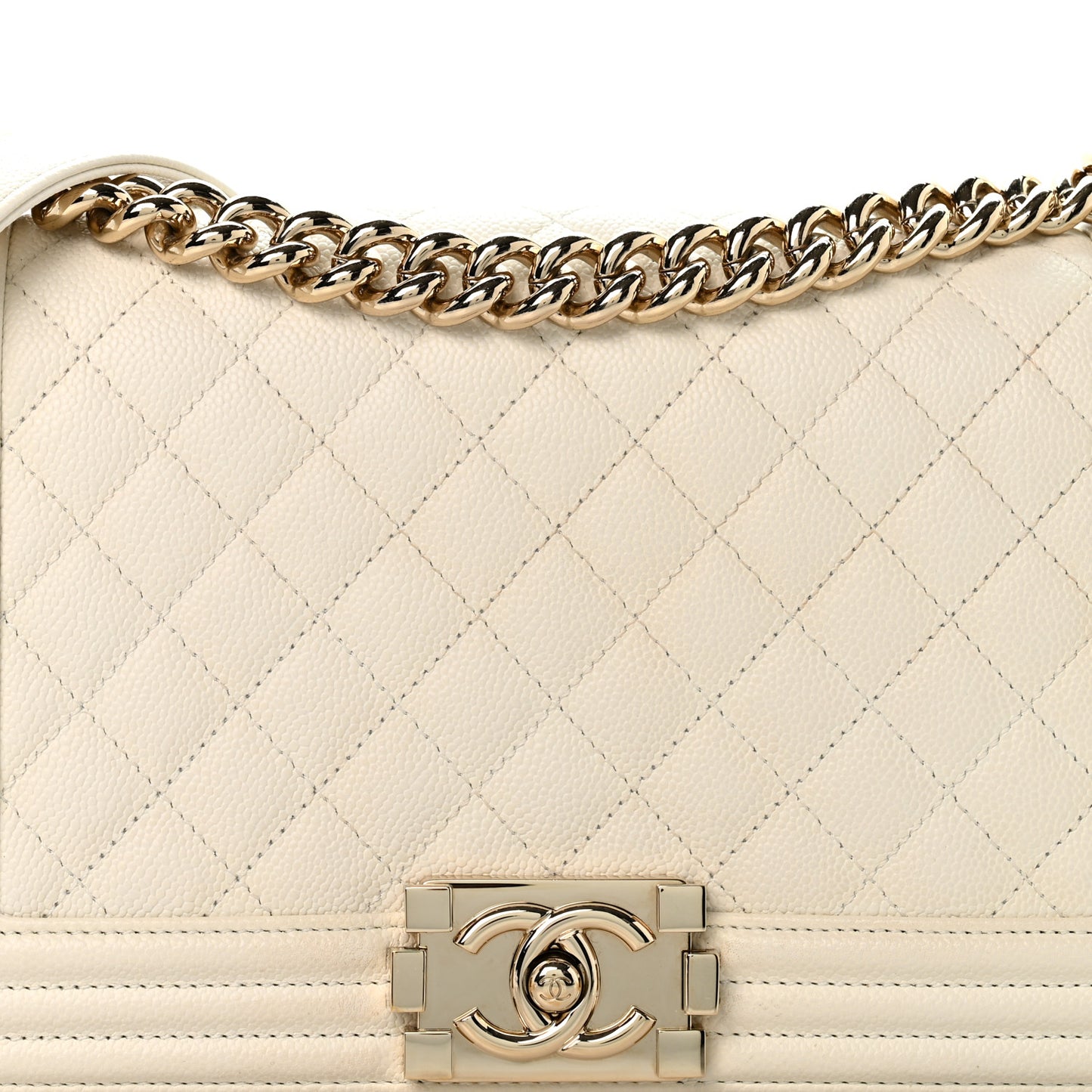 Caviar Quilted Medium Boy Flap White