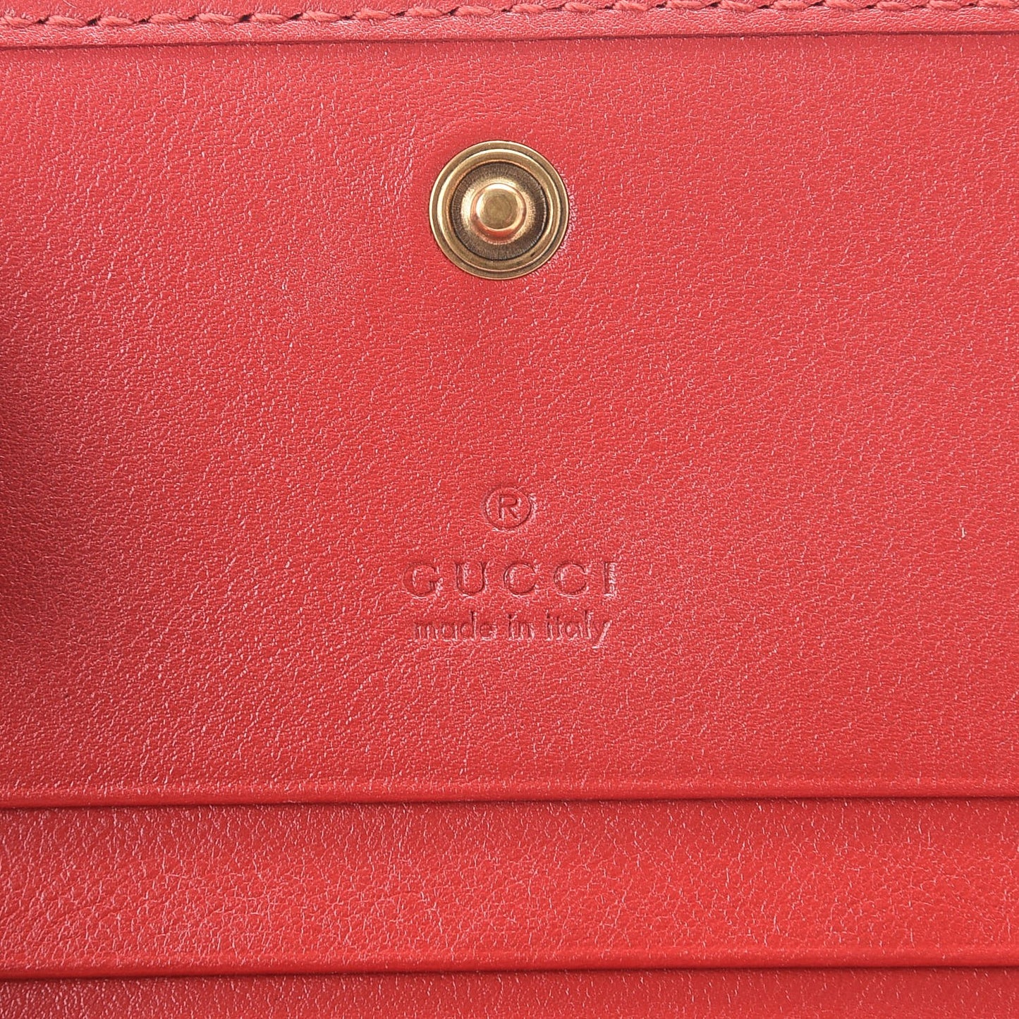 Calfskin Matelasse GG Marmont Card Case Hibiscus Red