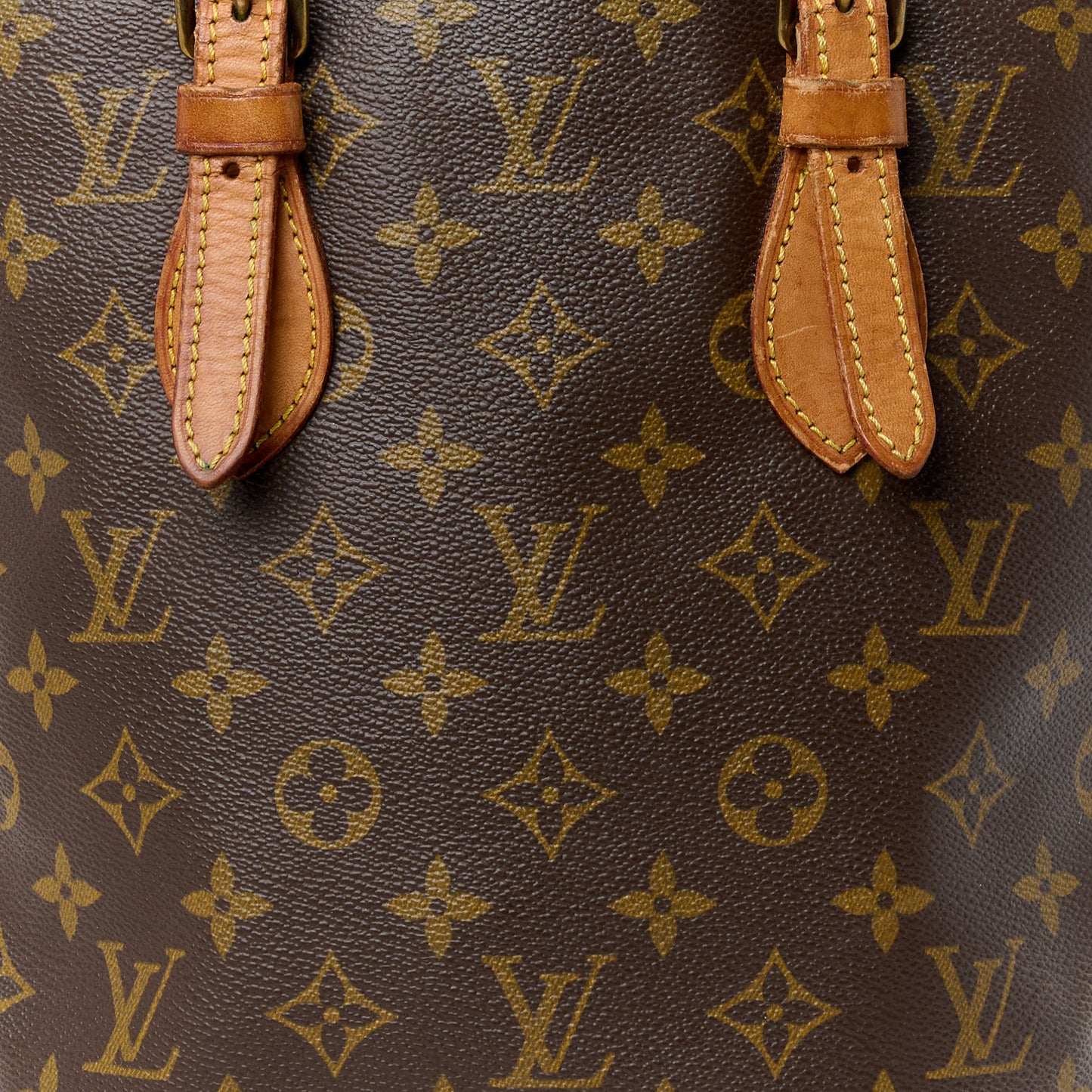 Monogram Petit Bucket 23