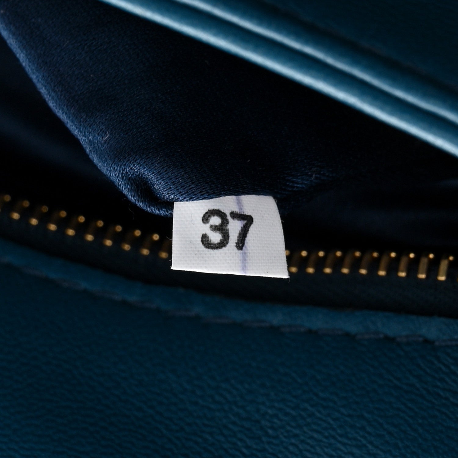 Miu Miu Velluto Matelasse Confidential Chain Shoulder Bag Cobalto 7 of 10