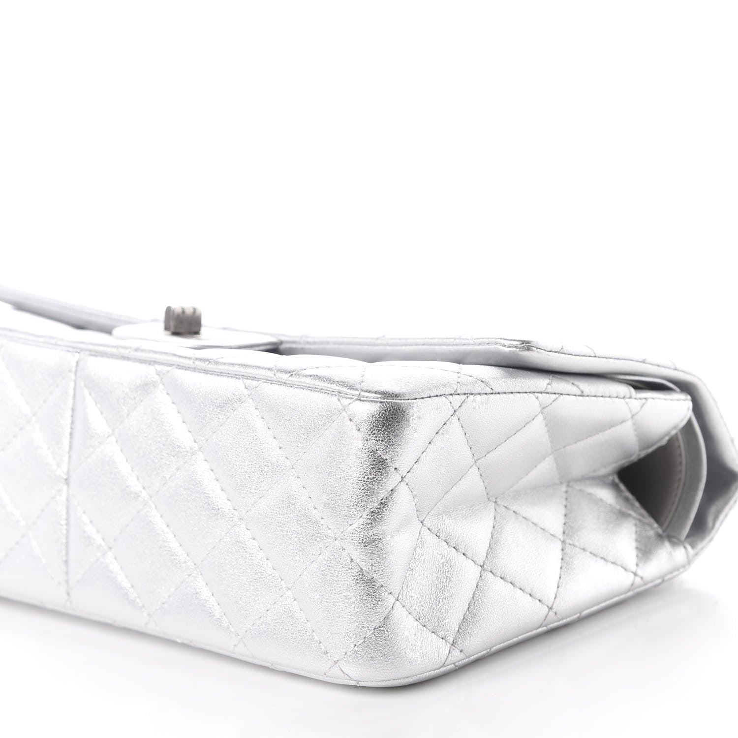Chanel Metallic Lambskin Quilted 2.55 Reissue 226 Flap Silver 8 of 12