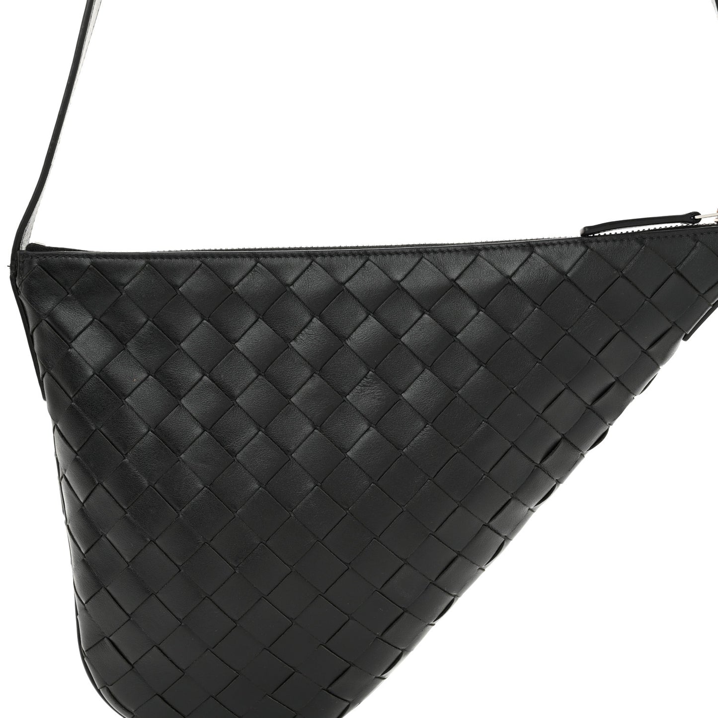 Calfskin Intrecciato Small Virgule Black