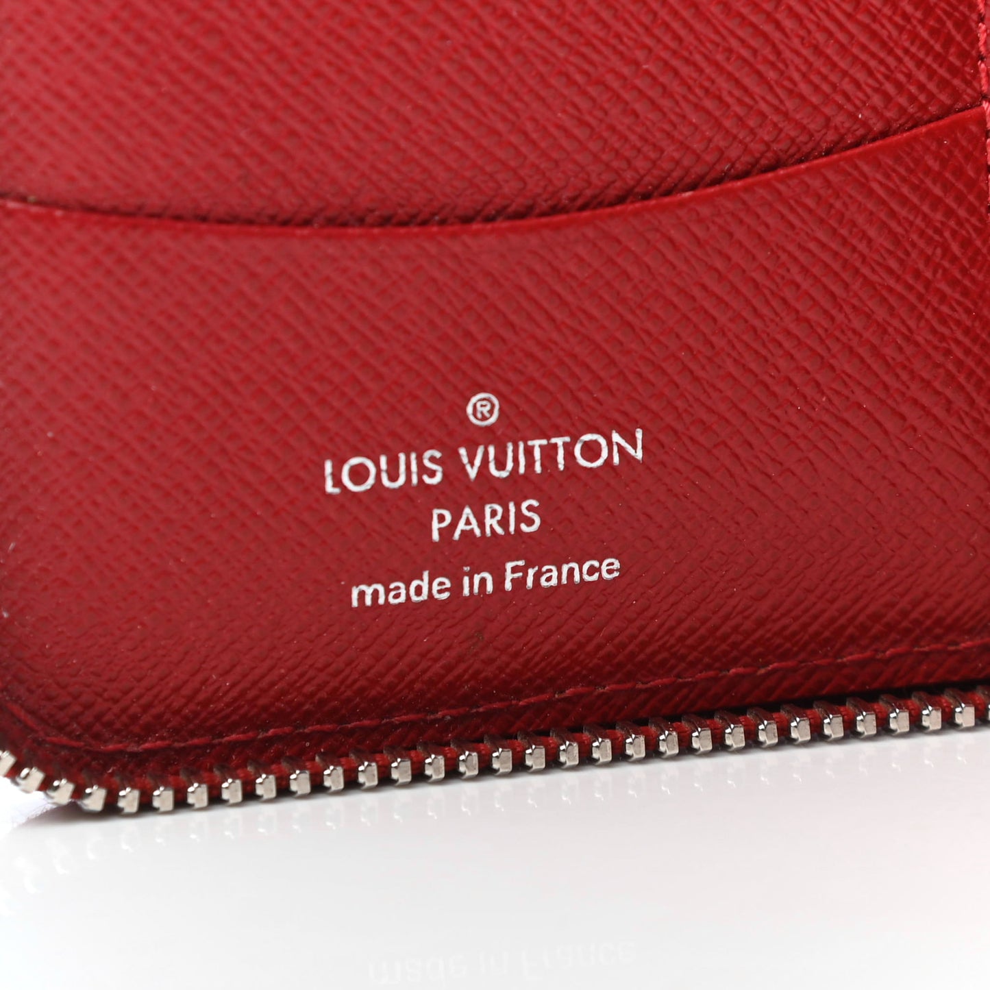 Epi Zippy Compact Wallet Carmine