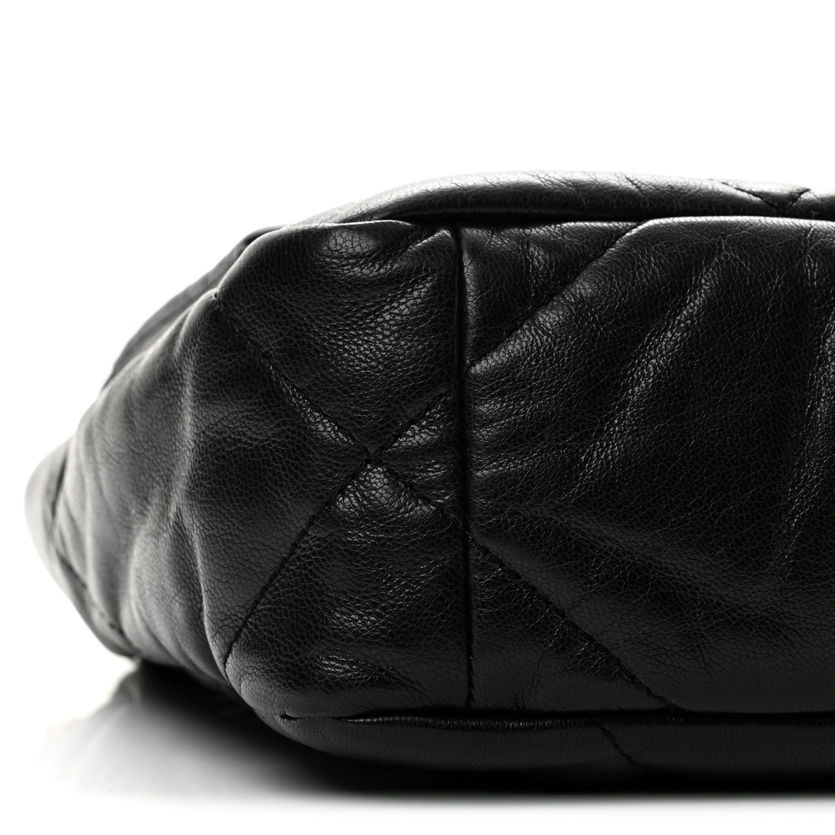 Goatskin Quilted Medium Chanel 19 Flap Black