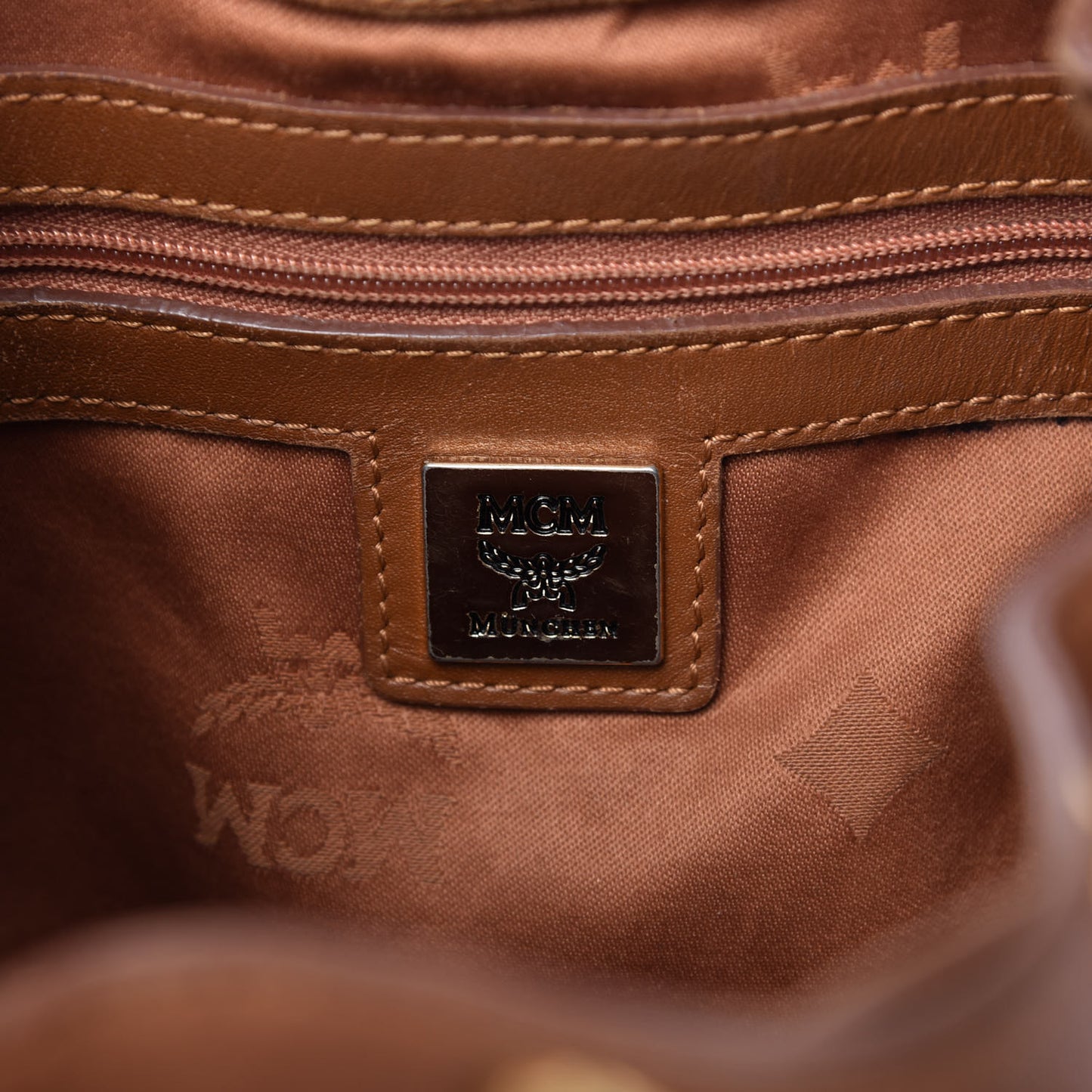 Visetos Essential Drawstring Bucket Bag Cognac