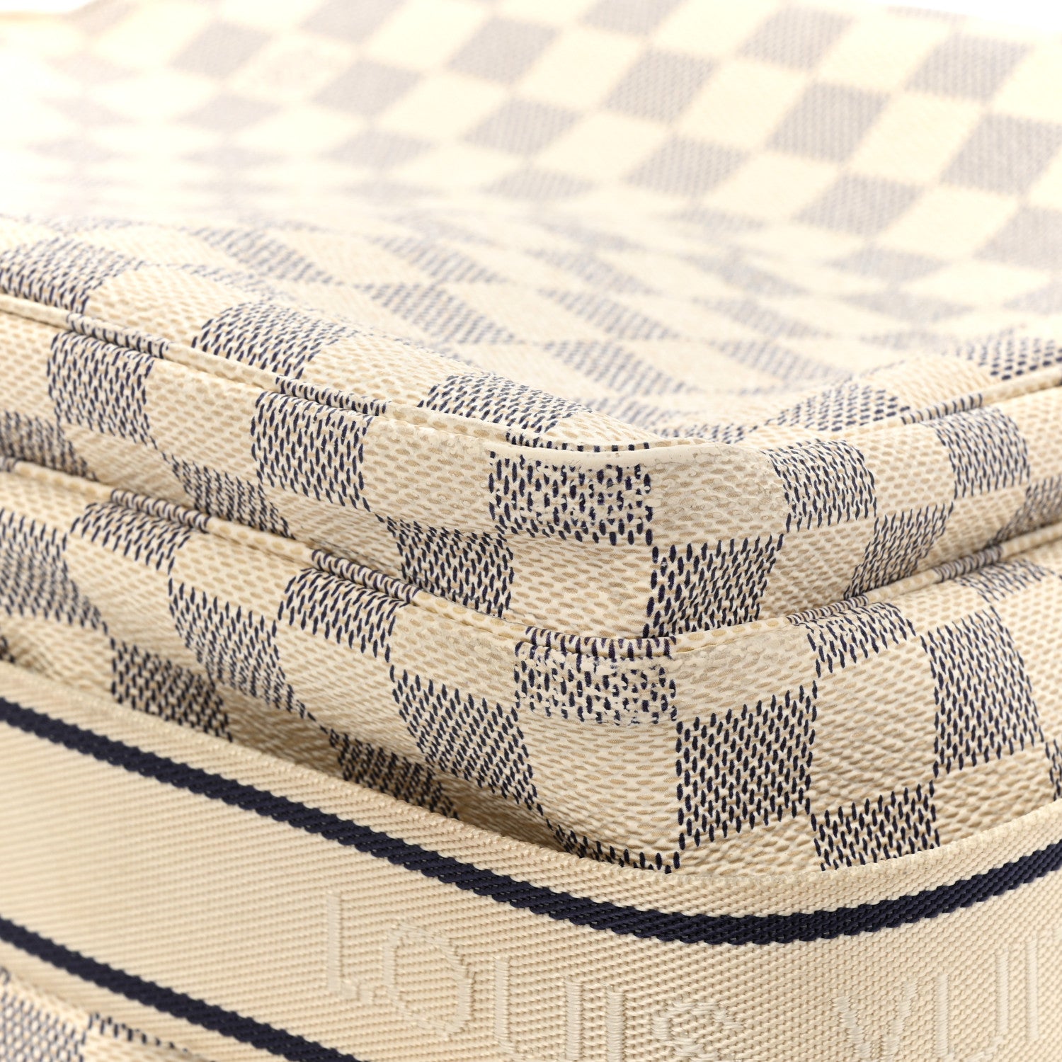 Louis Vuitton Damier Azur Naviglio 14 of 18