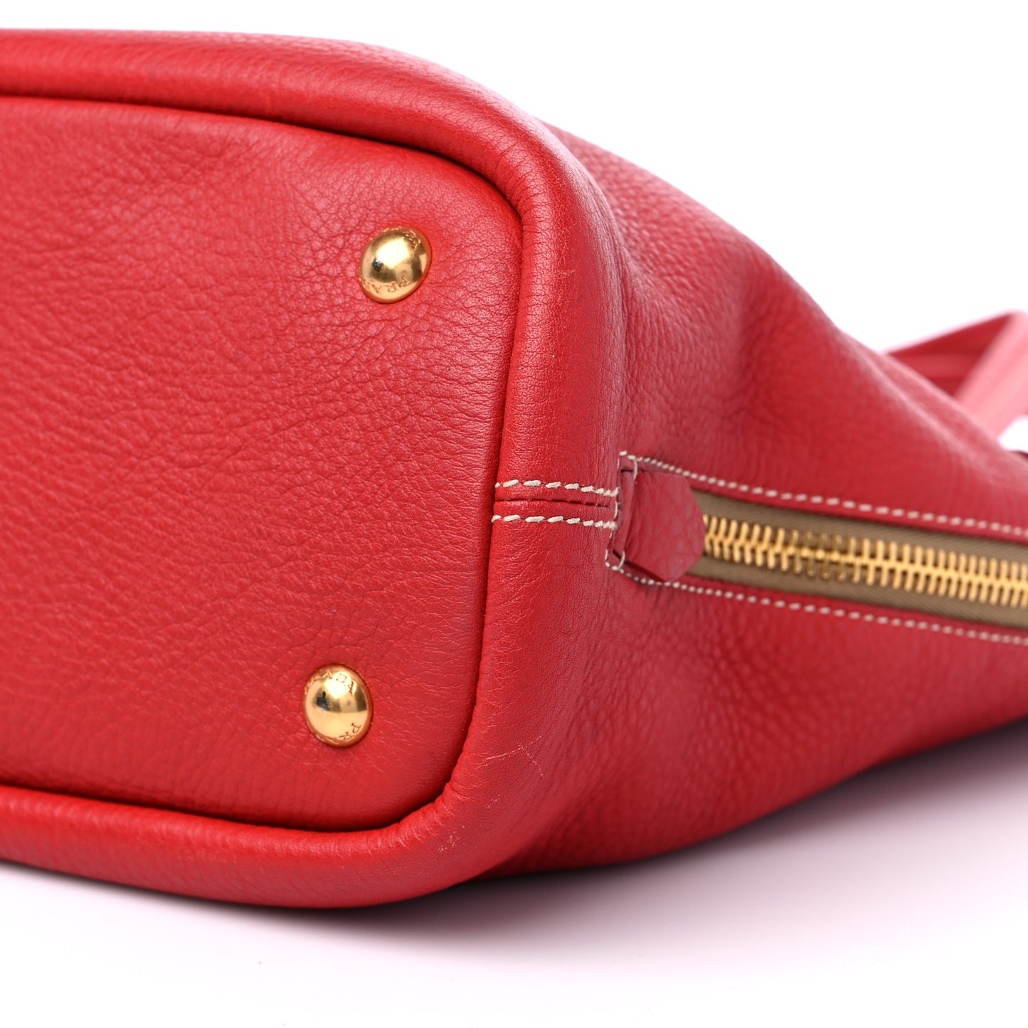 Vitello Daino Side Zip Shopper Tote Rosso