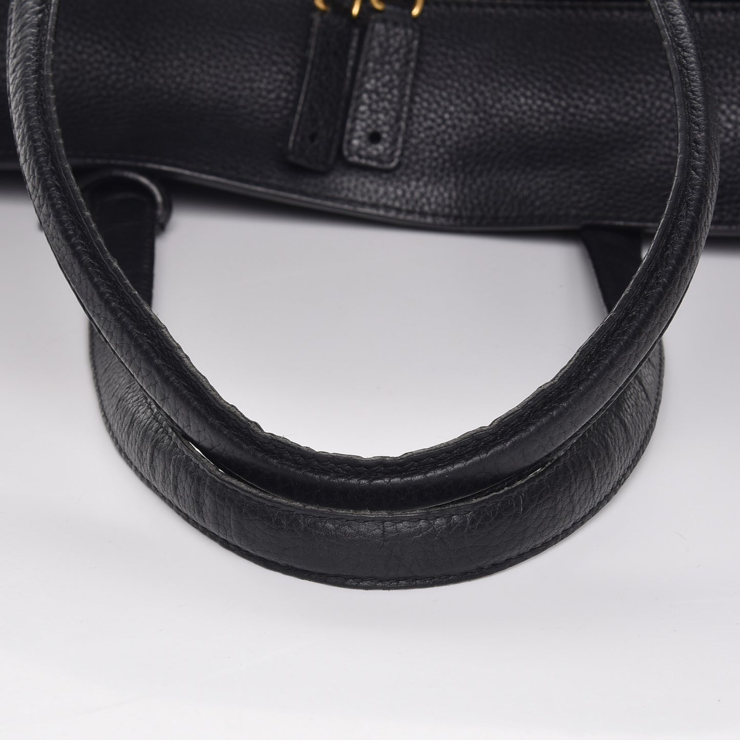 Pebbled Calfskin Large Skull Padlock Zip Around Tote Black