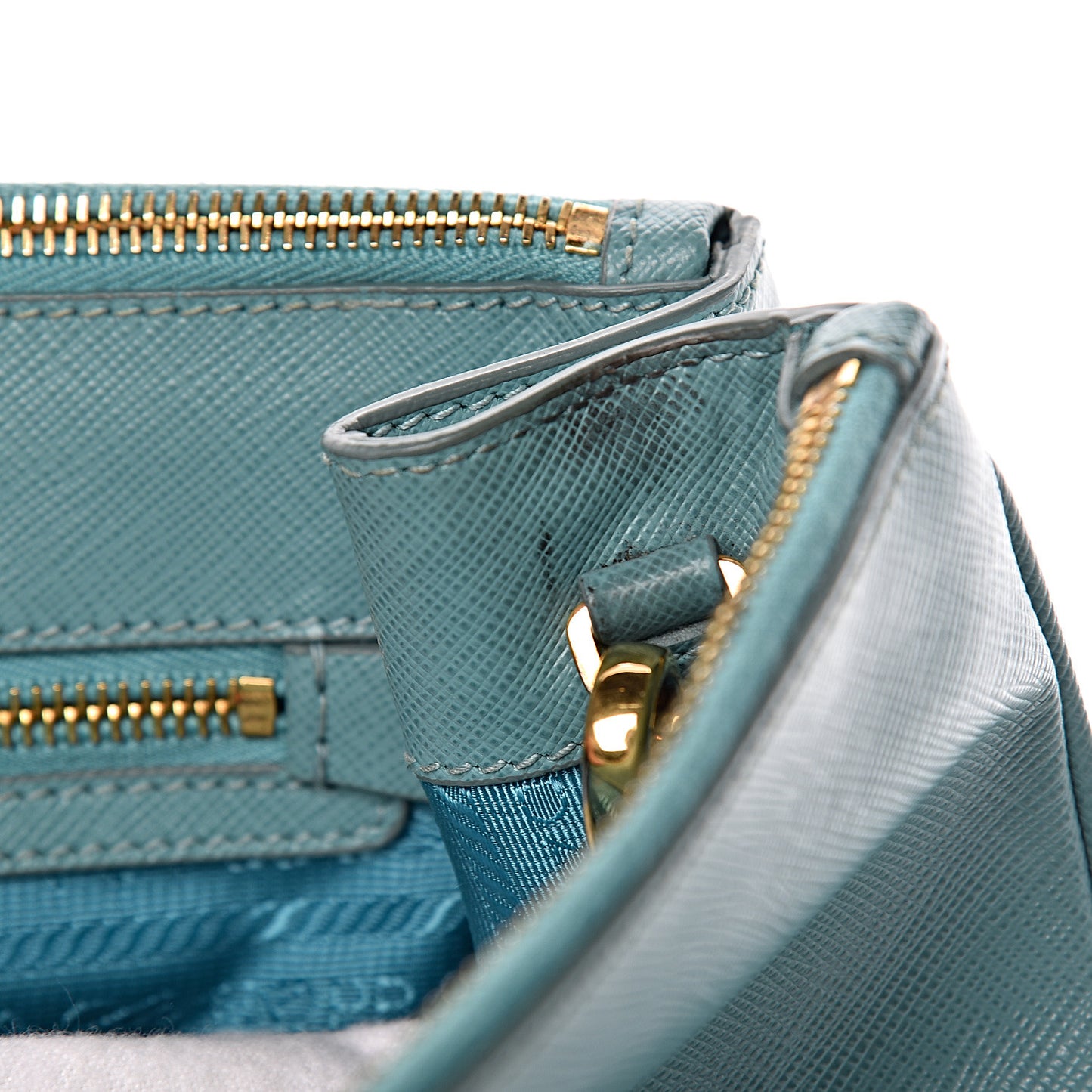 Saffiano Medium Galleria Double Zip Tote Anice