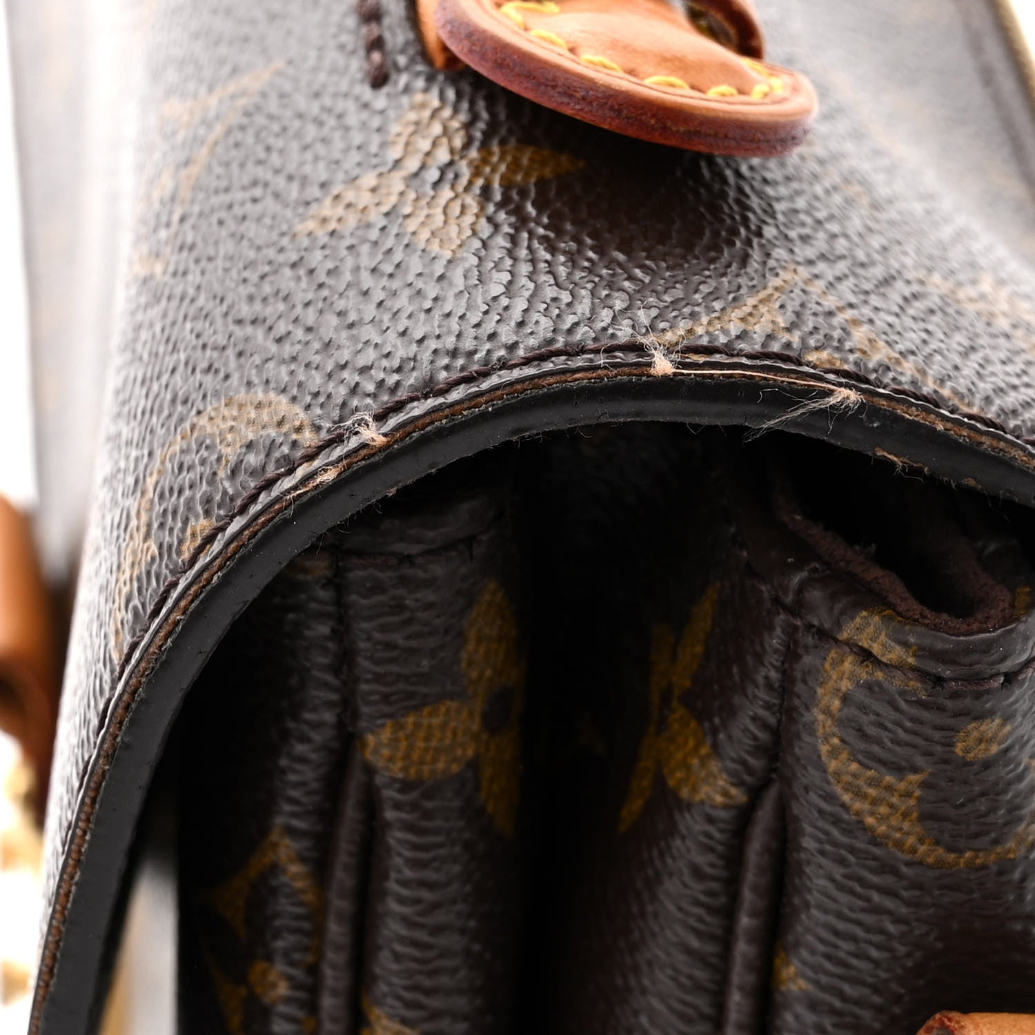 Louis Vuitton Monogram Pochette Metis 13 of 14