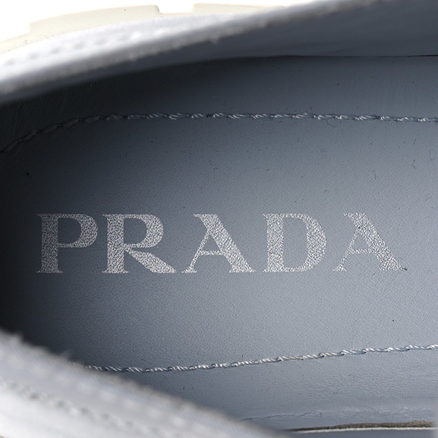 Re-Nylon Gabardine Triangle Logo Double Wheel 50mm Sneakers 38 Cielo