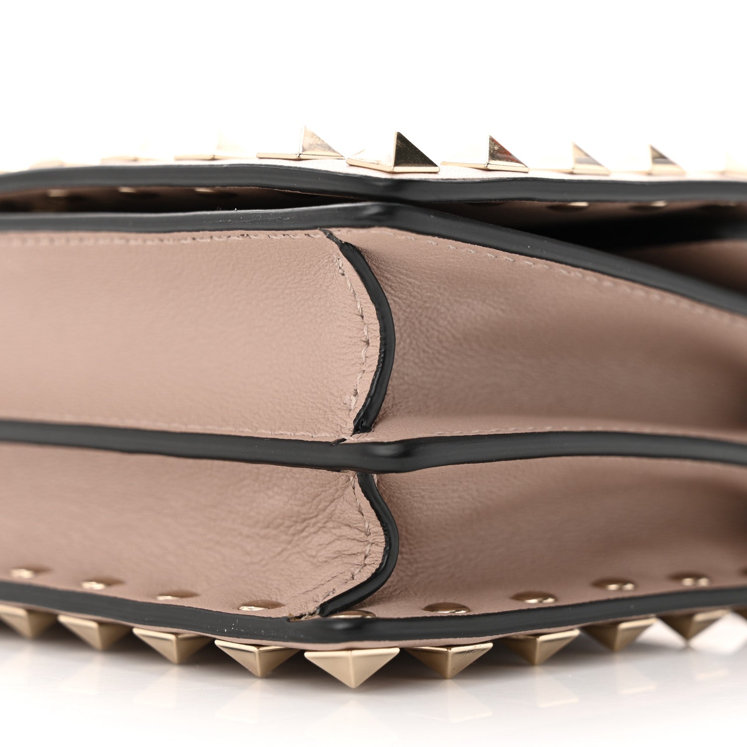 Valentino Garavani Calfskin Rockstud Chain Pouch Poudre 9 of 14