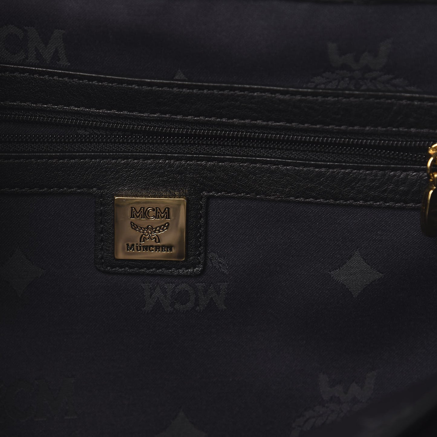 Visetos Studded Medium Stark M Backpack Black