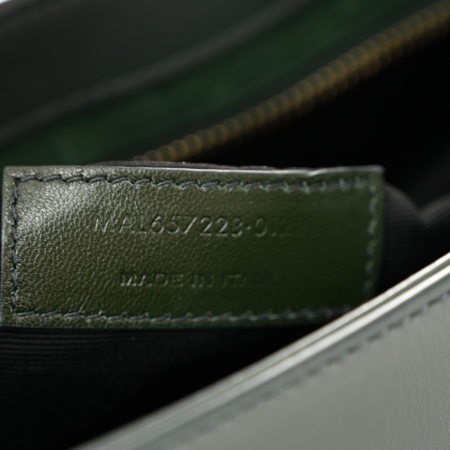 Smooth Calfskin Le 5 A 7 Hobo Vert Fonce