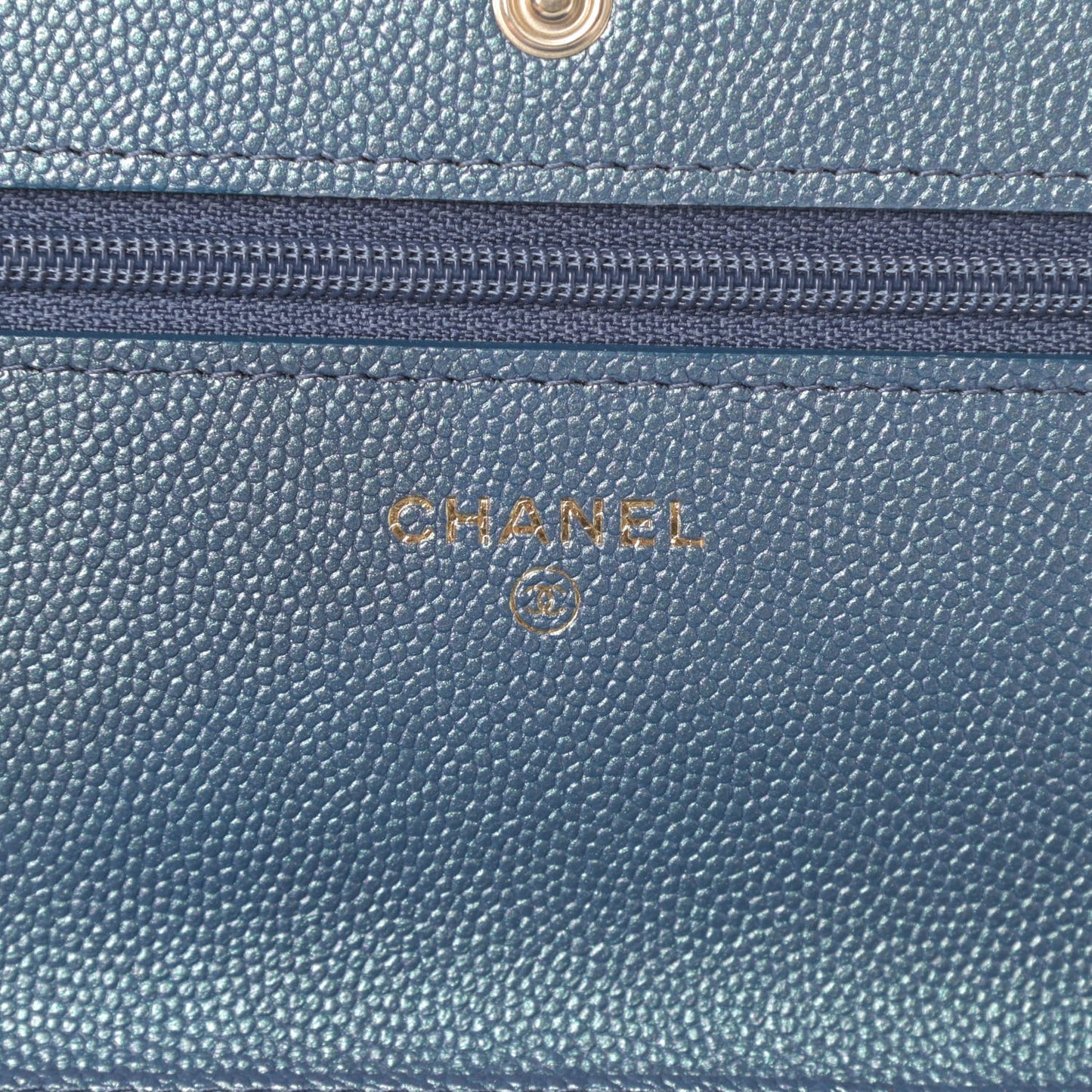Iridescent Caviar Quilted Wallet On Chain WOC Dark Blue