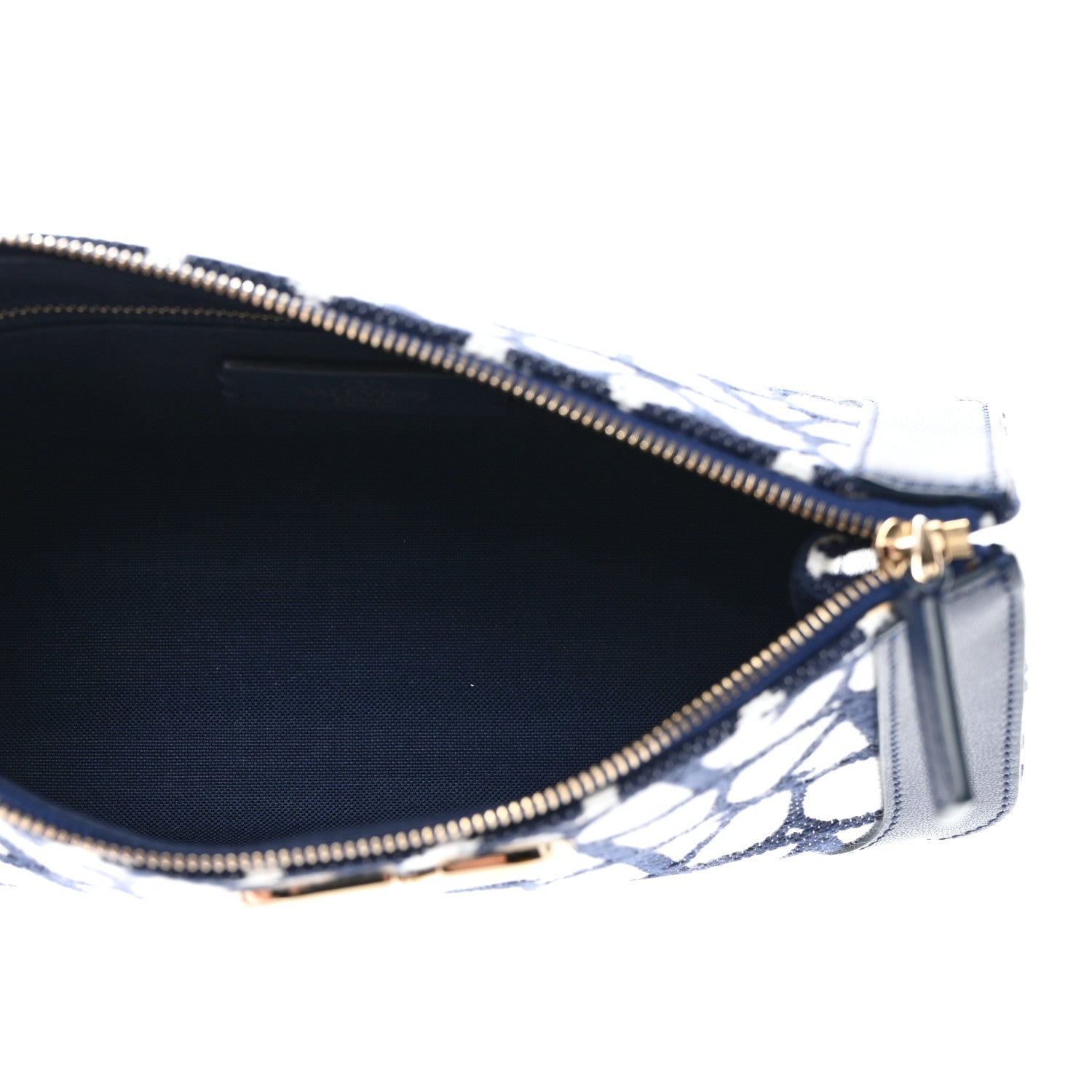 Valentino Garavani Toile Iconographe Cotton Medium Vlogo Wristlet Cosmetic Case White Worker 5 of 7