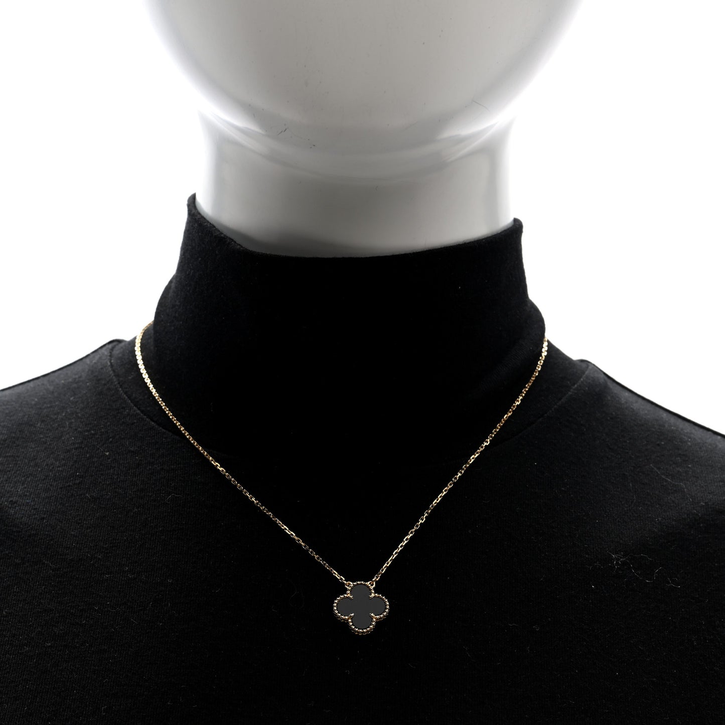 18K Yellow Gold Black Onyx Vintage Alhambra Pendant Necklace