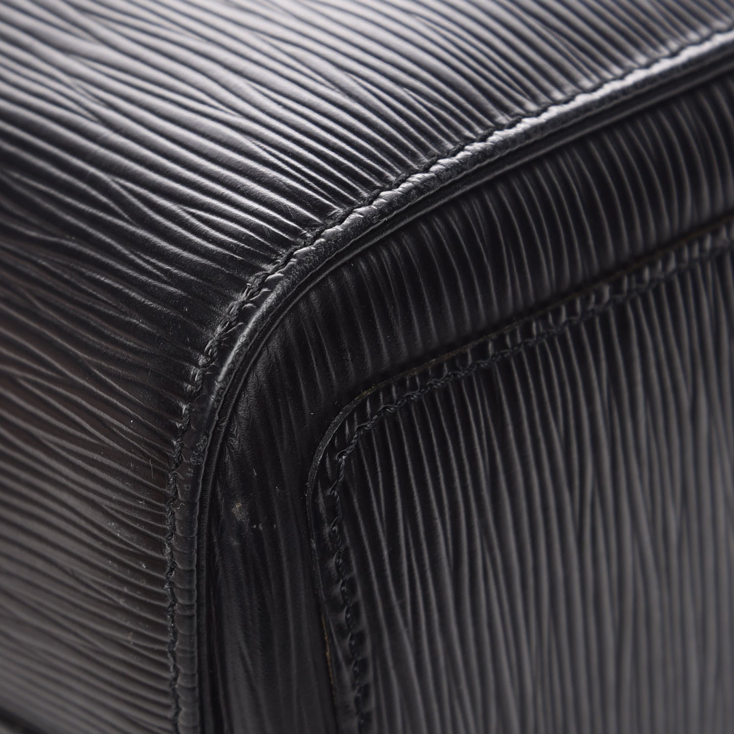 Louis Vuitton Epi Speedy 25 Black 13 of 16