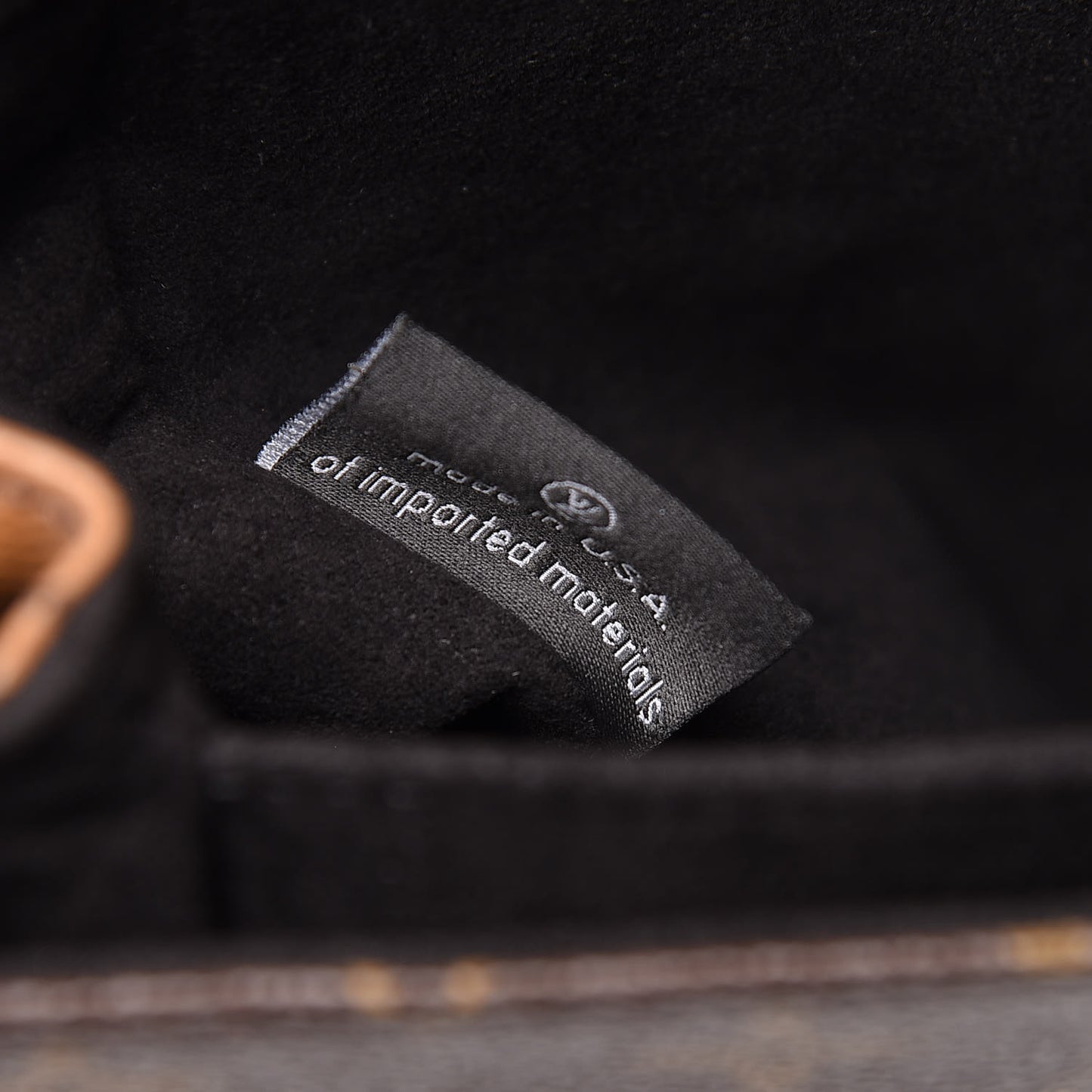 Reverse Monogram Pochette Metis
