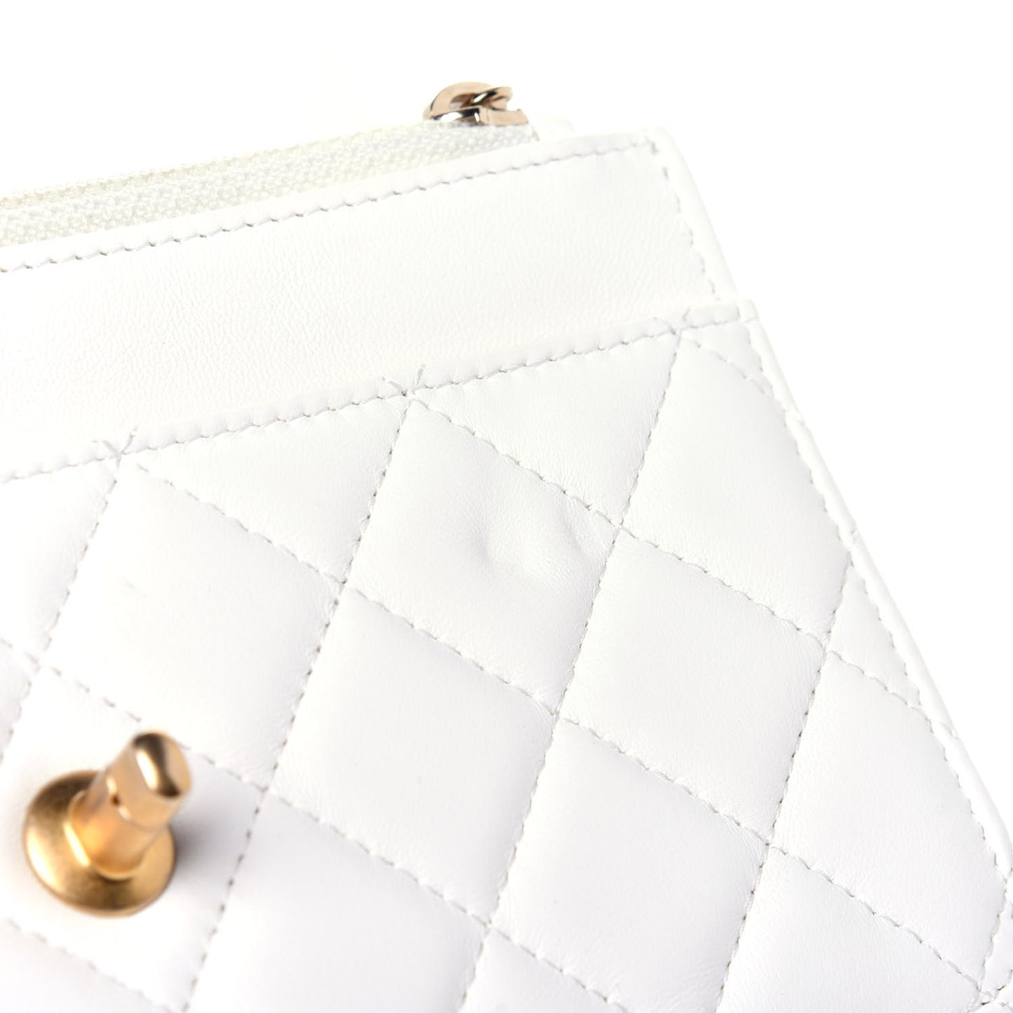 Lambskin Quilted CC Pearl Crush Wallet on Chain WOC White