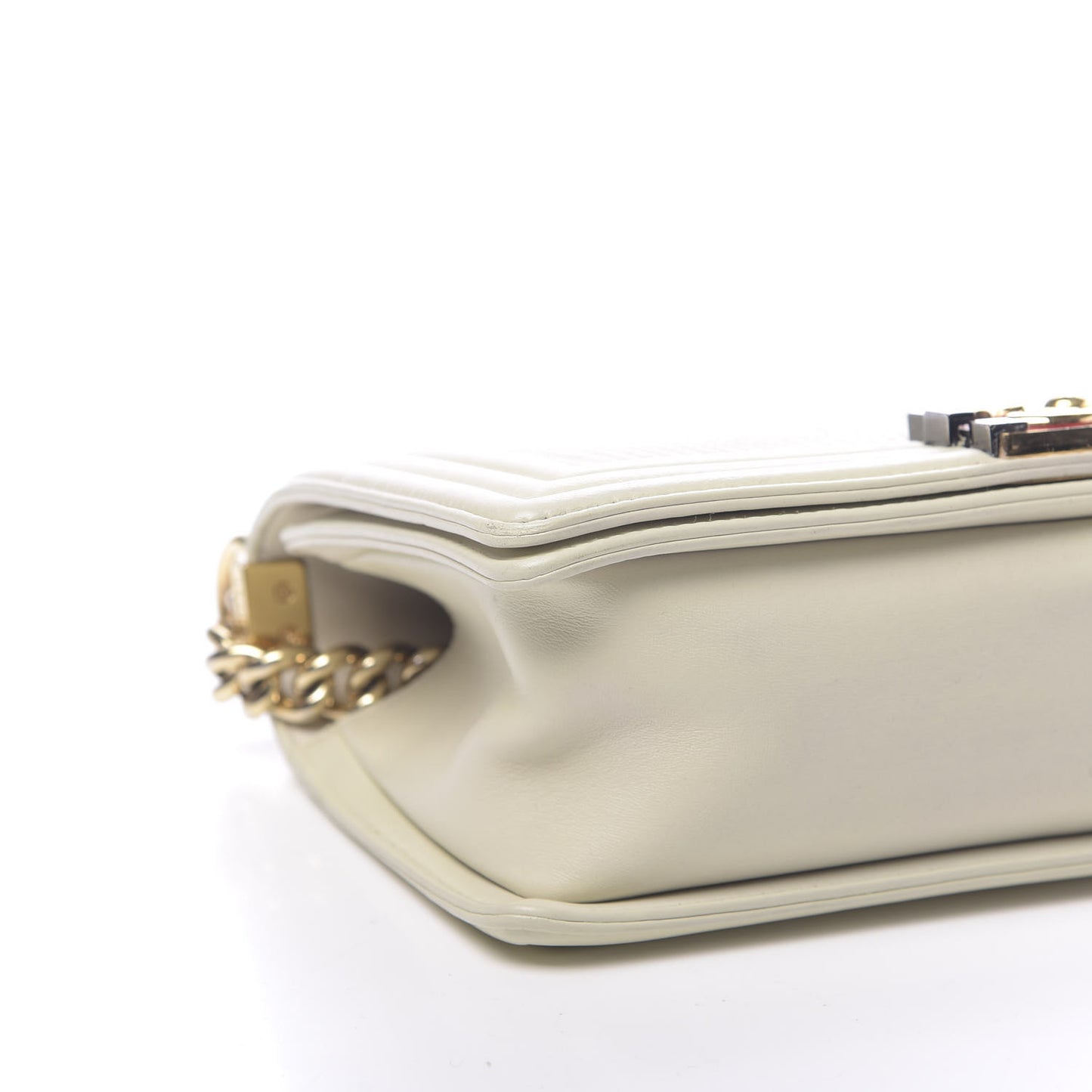 Lambskin Embossed Medium Boy Cube Flap White Red