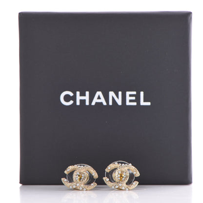 Chanel Pearl CC Earrings Gold 5 of 5