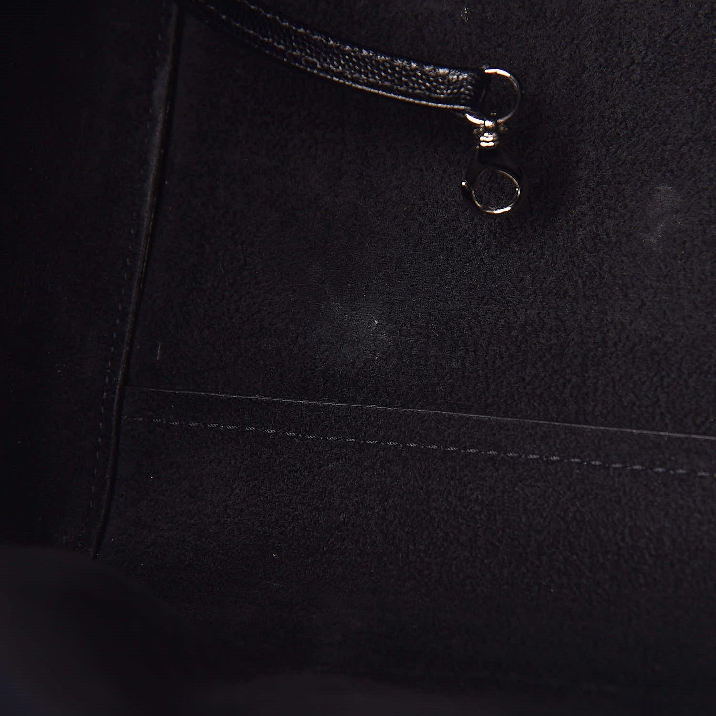 Caviar Large Studded Deauville Tote Black