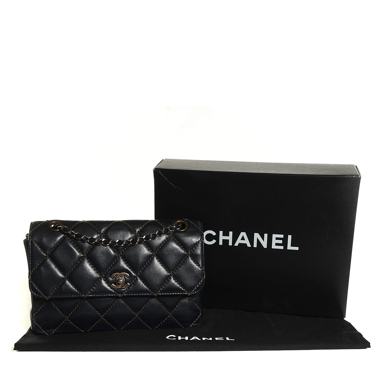 Calfskin Quilted Contrast Stitch Medium Flap Black