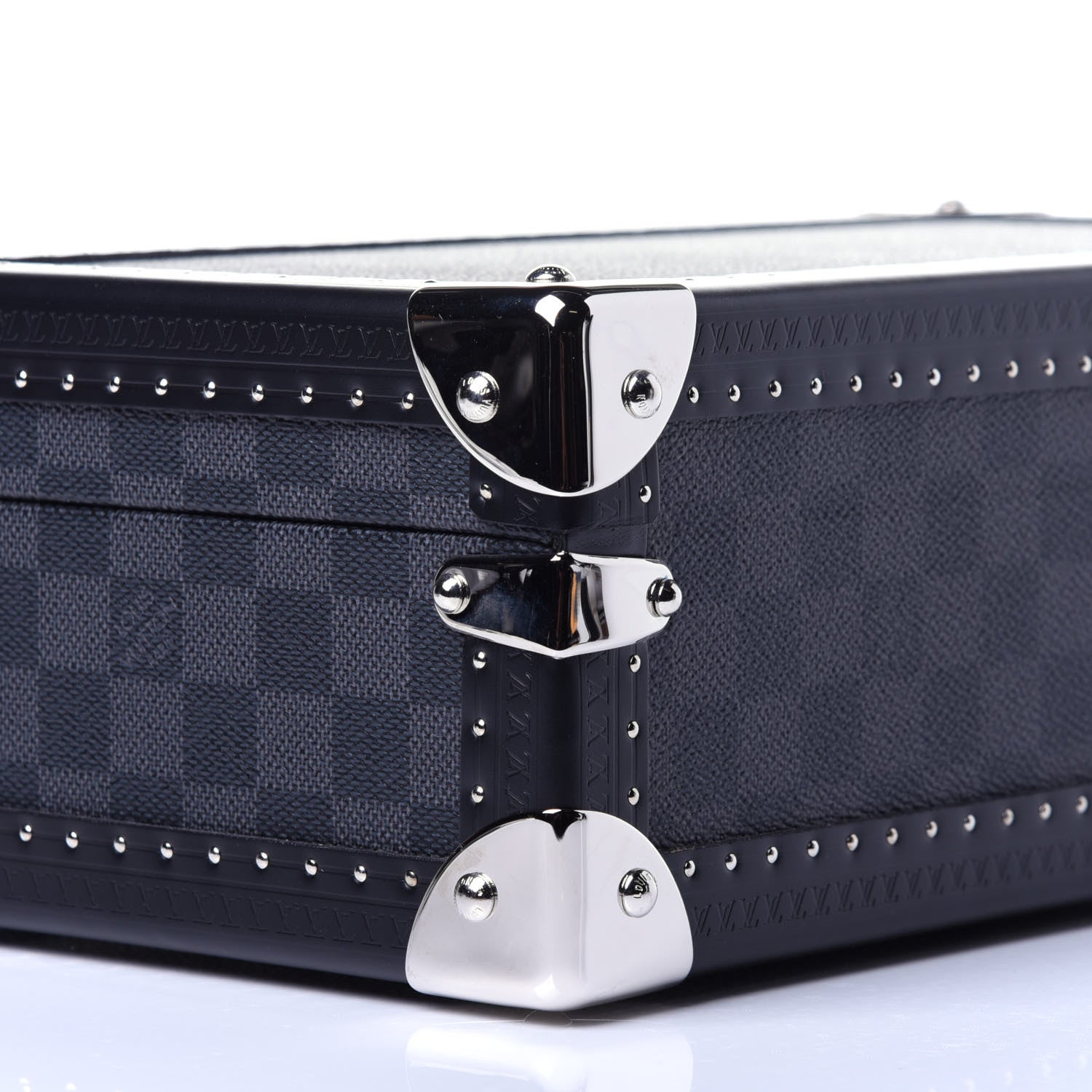 Louis Vuitton Damier Graphite 8 Watch Case 6 of 11
