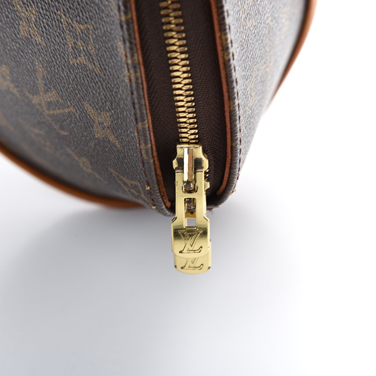 Monogram Ellipse PM