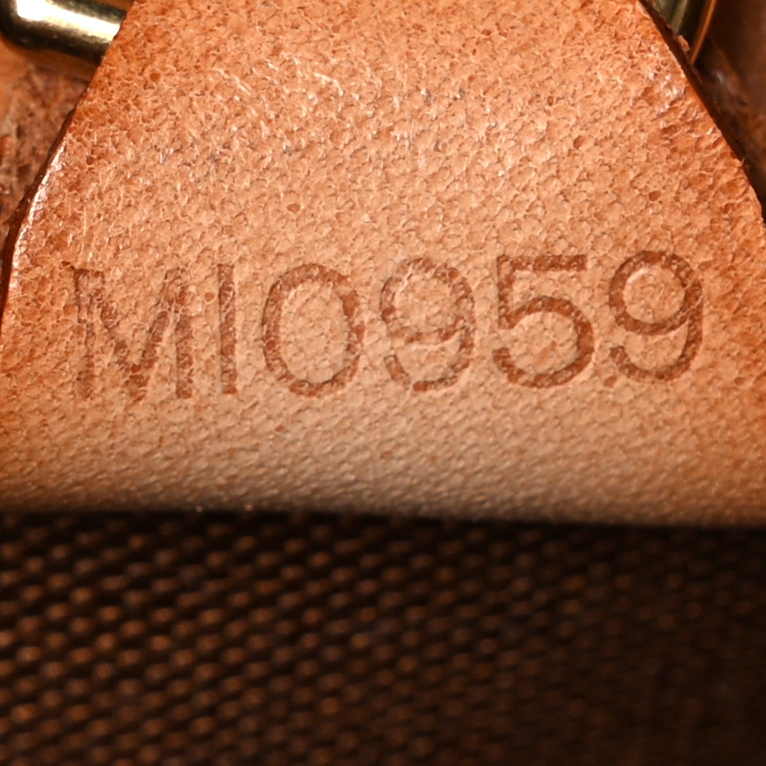 Louis Vuitton Monogram Ellipse MM 7 of 11